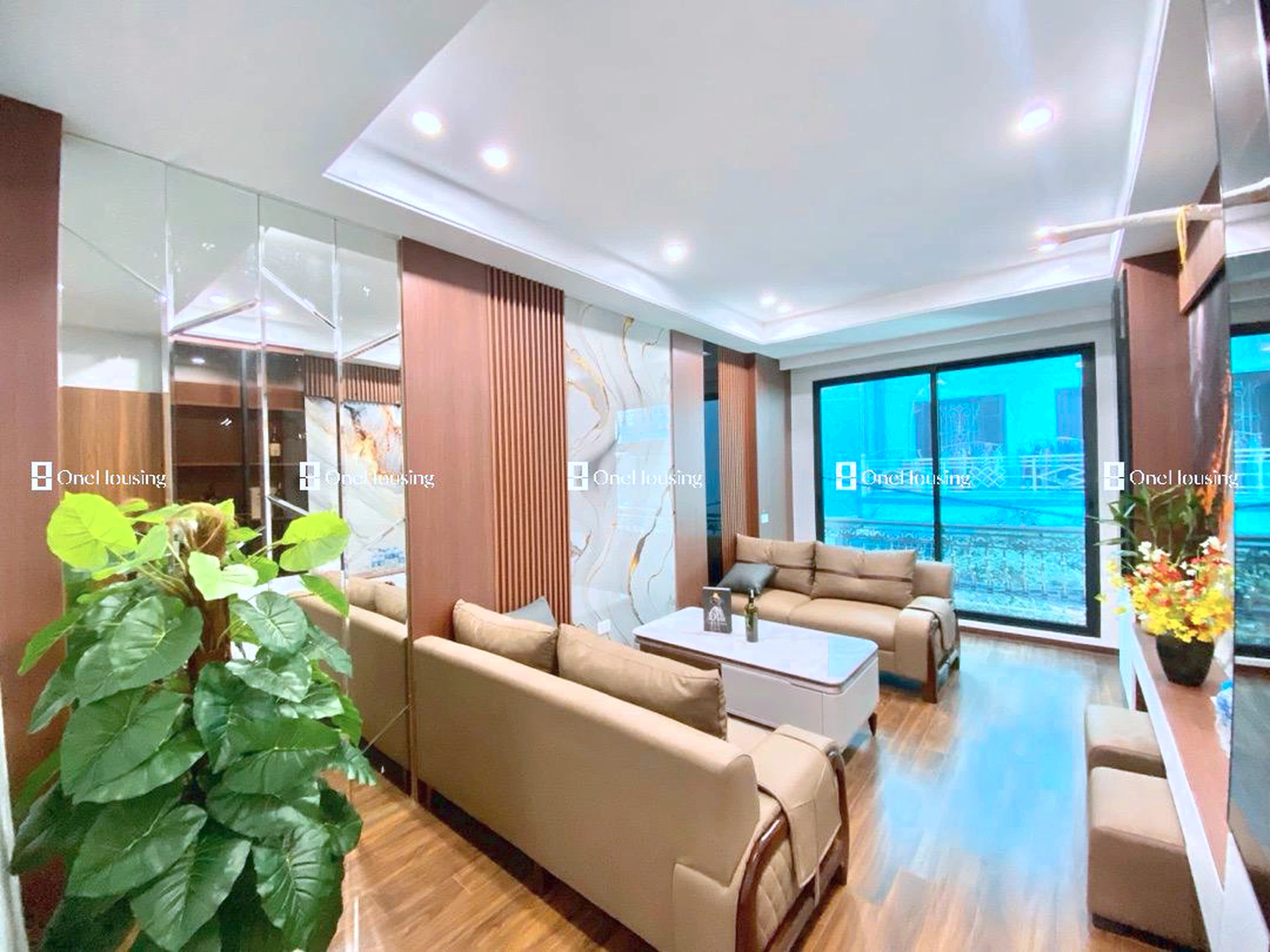 Nhà mặt ngõ cách Lạc Long Quân 50m, P. Nghĩa Đô, Q. Cầu Giấy, TP. Hà Nội