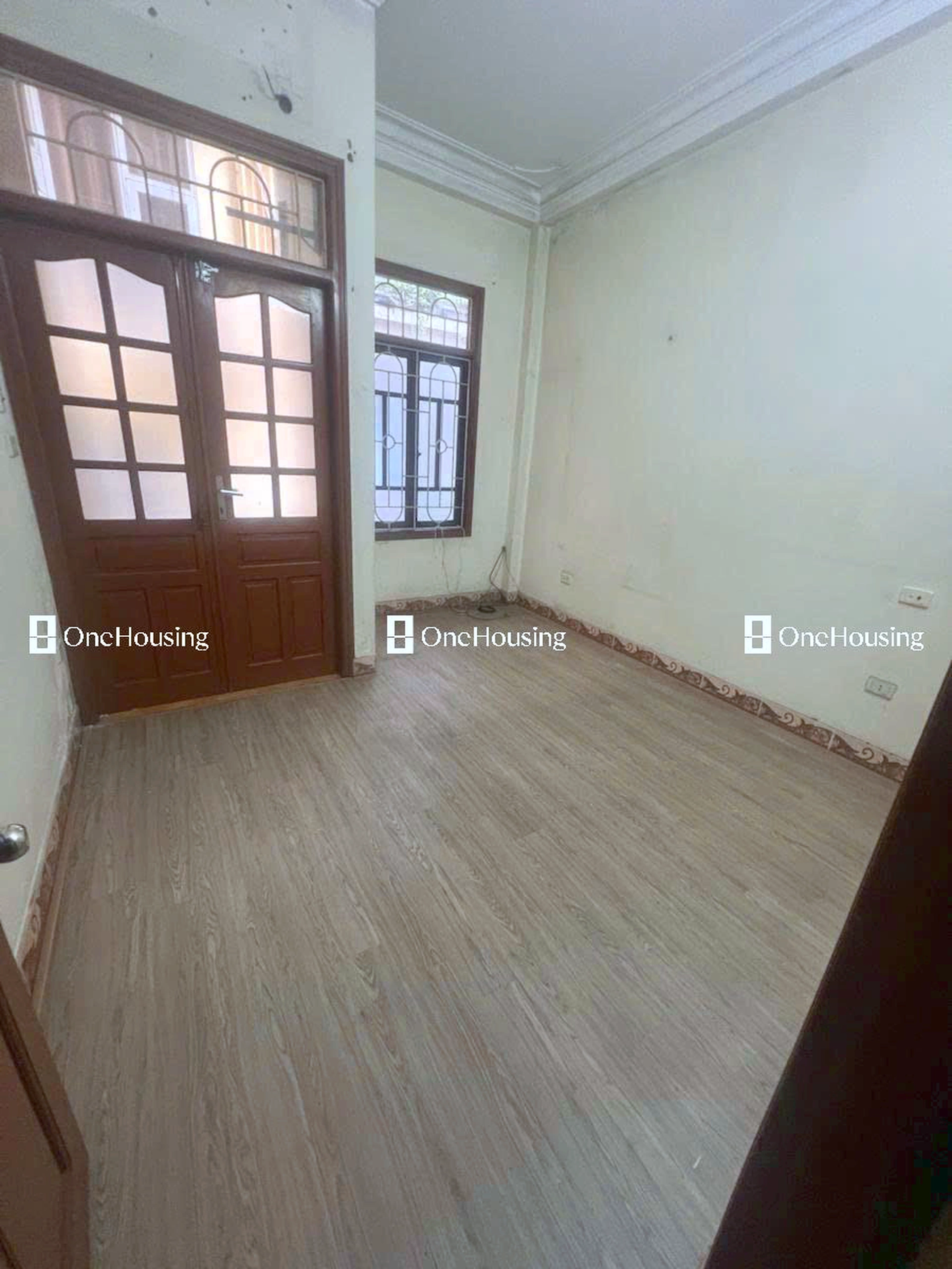 Nhà mặt ngõ cách Lạc Long Quân 50m, P. Nghĩa Đô, Q. Cầu Giấy, TP. Hà Nội