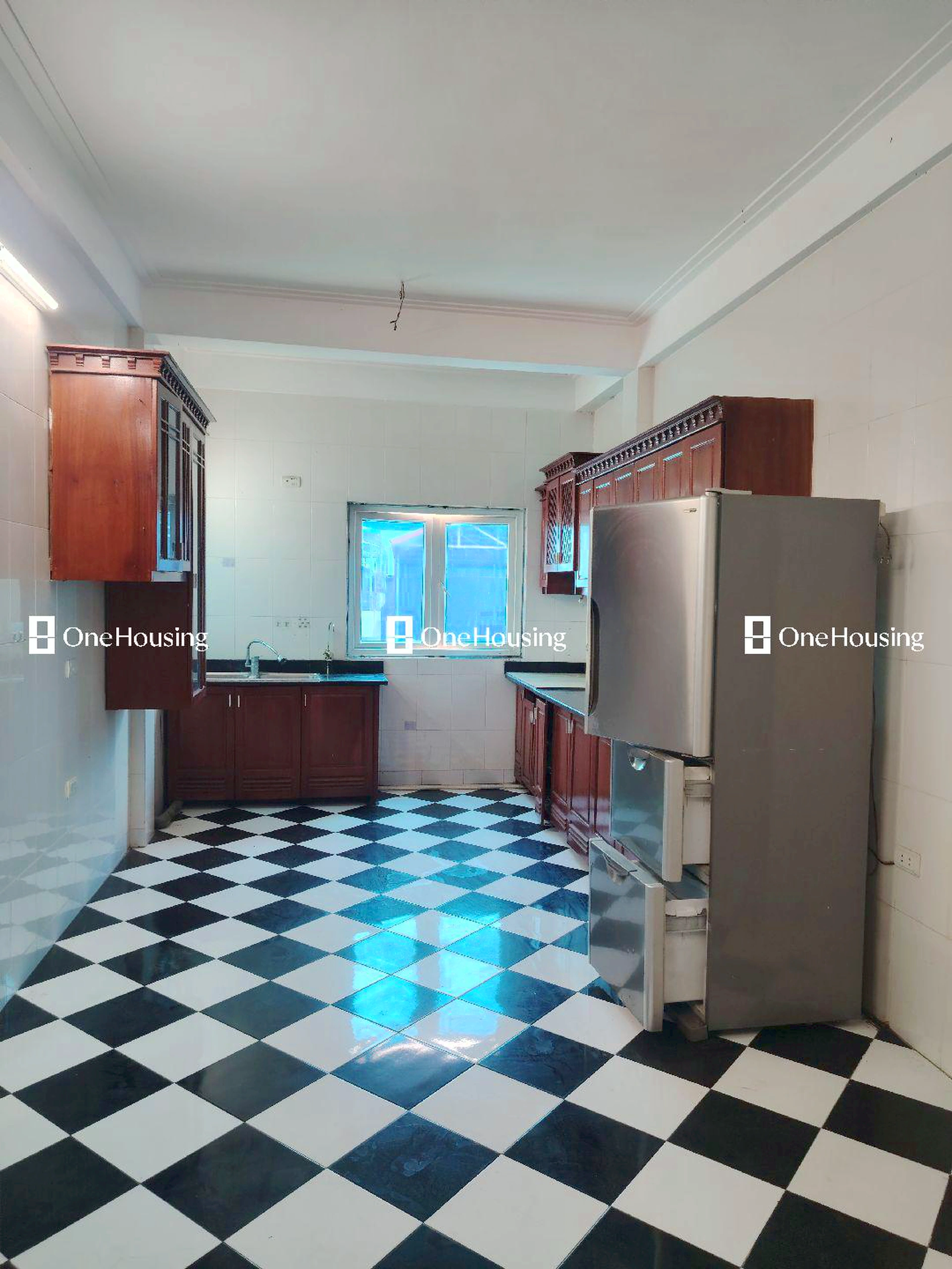 Nhà mặt ngõ cách Bồ Đề 16m, P. Bồ Đề, Q. Long Biên, TP. Hà Nội