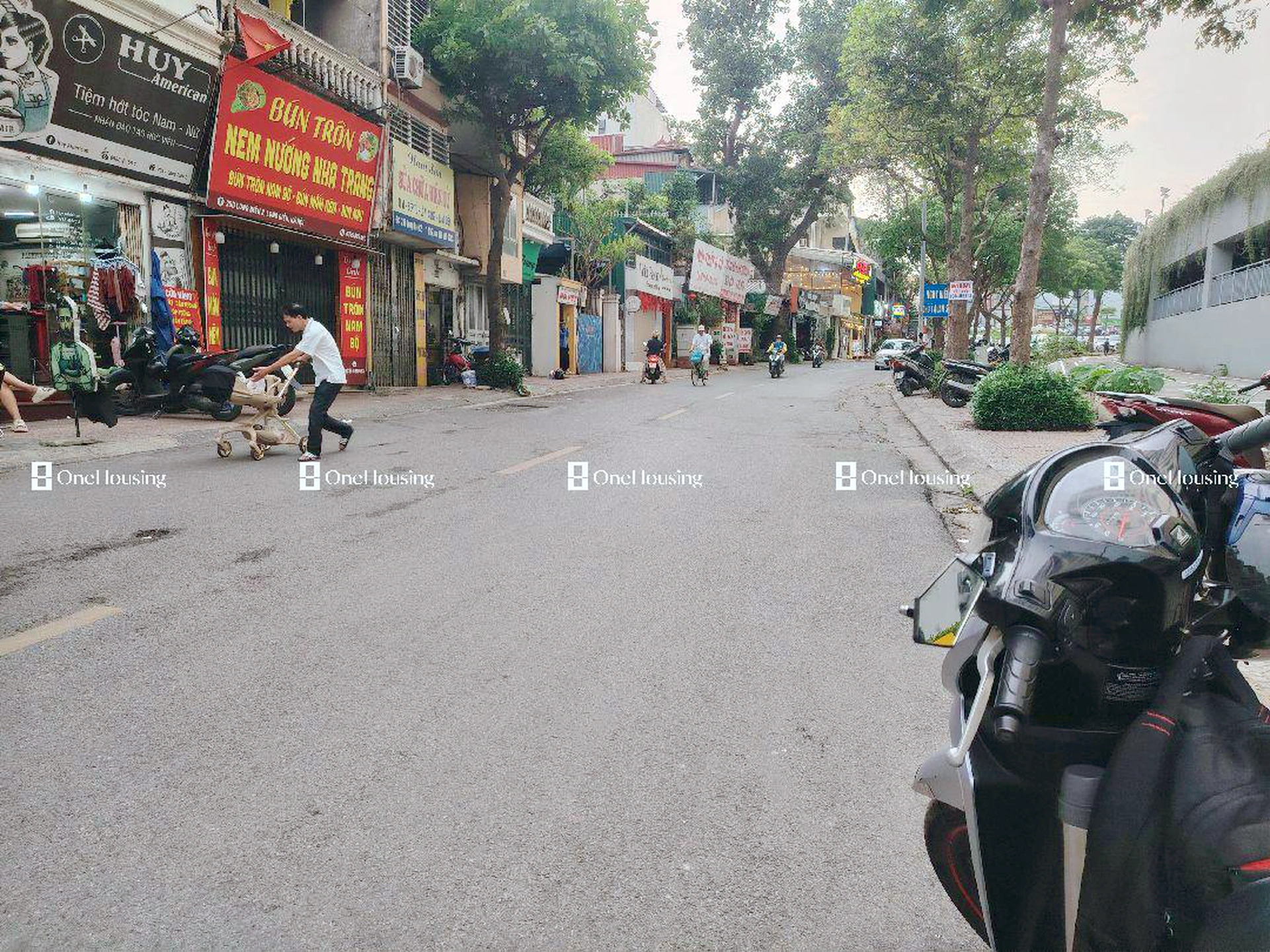 Nhà mặt phố Long Biên 2, P. Ngọc Lâm, Q. Long Biên, TP. Hà Nội