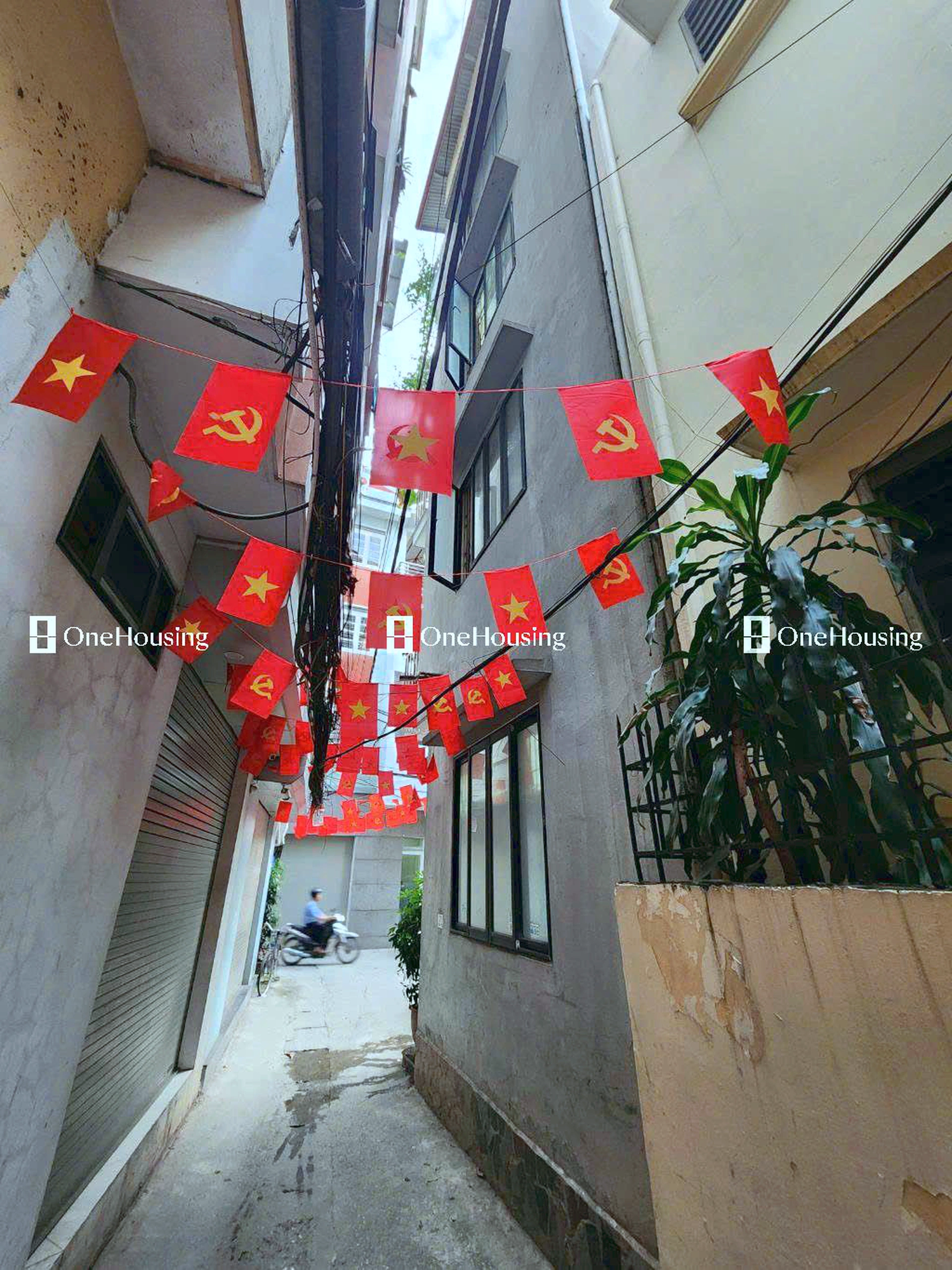 Nhà mặt ngõ cách Lạc Long Quân 150m, P. Bưởi, Q. Tây Hồ, TP. Hà Nội