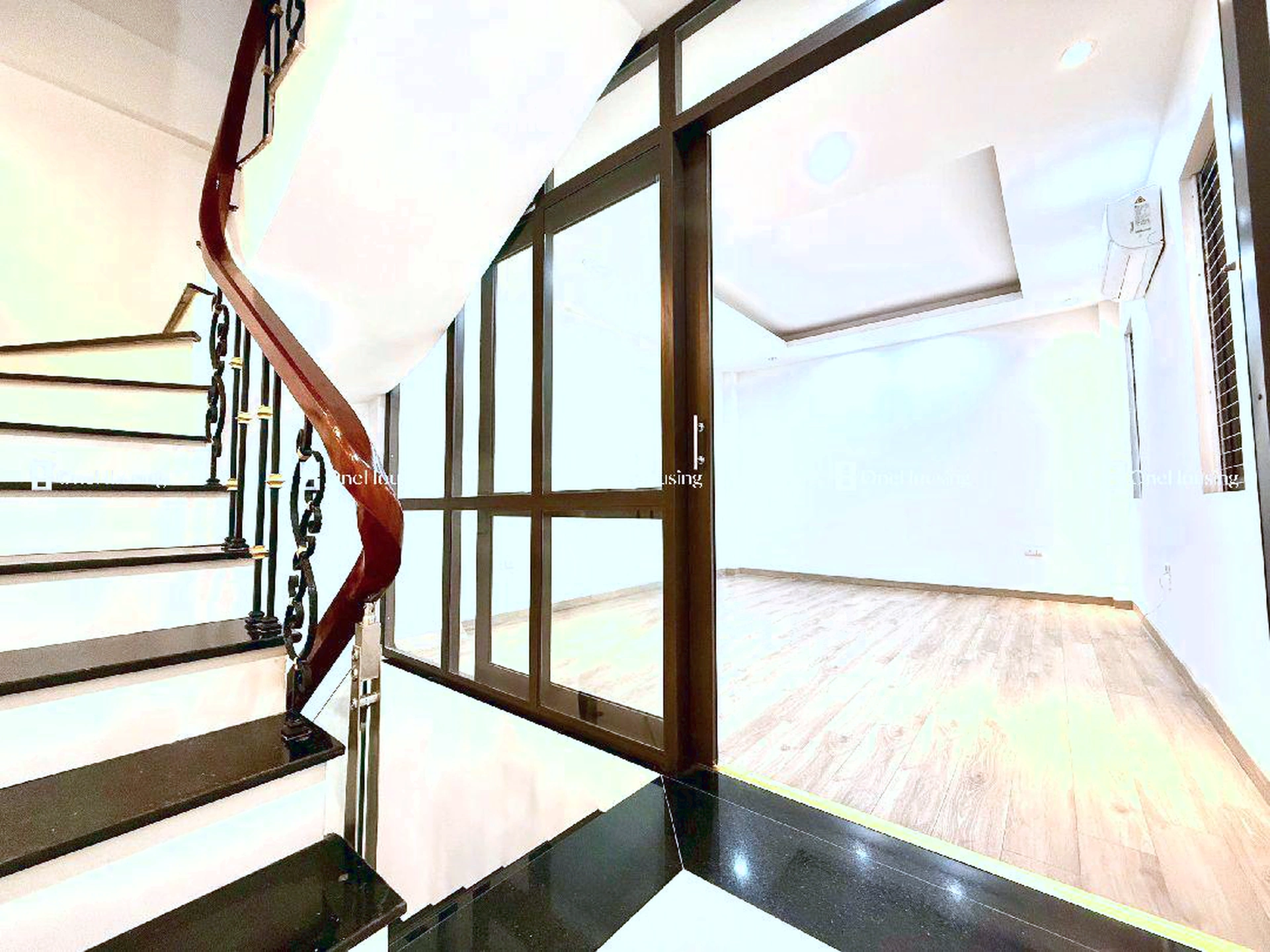 Nhà mặt ngõ cách Đường Đông Ngạc 100m, P. Đông Ngạc, Q. Bắc Từ Liêm, TP. Hà Nội