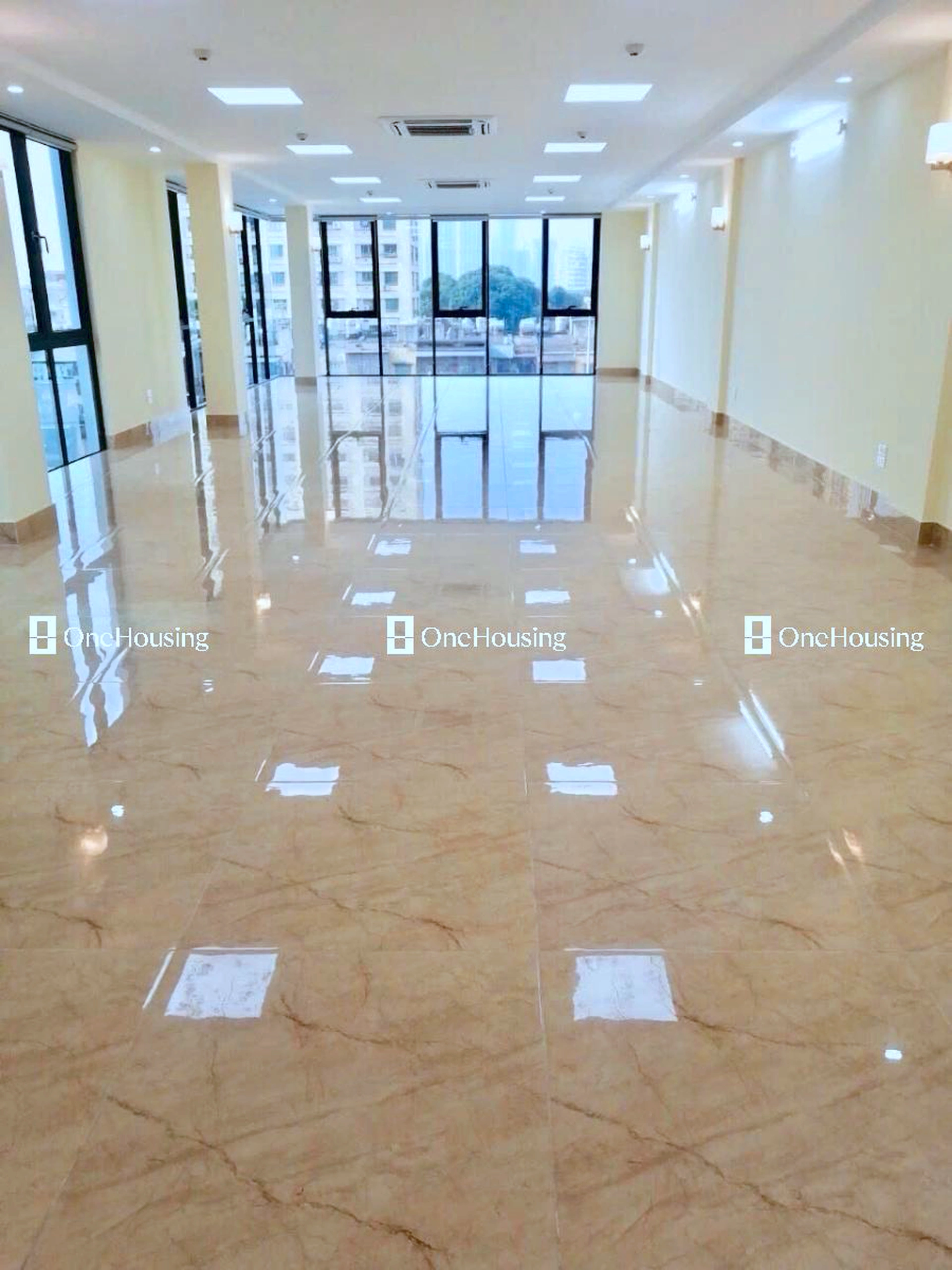 Nhà mặt phố Khuất Duy Tiến, P. Nhân Chính, Q. Thanh Xuân, TP. Hà Nội