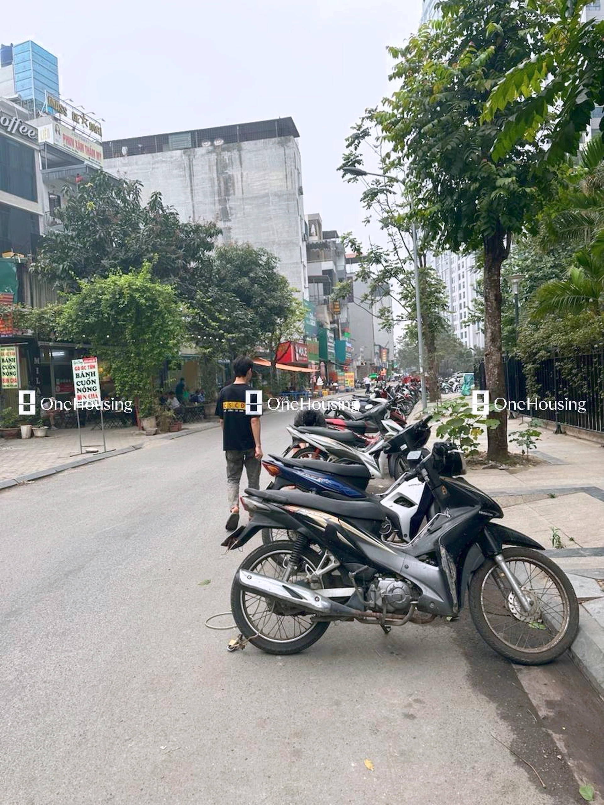 Nhà mặt phố Hoàng Công Chất, P. Phú Diễn, Q. Bắc Từ Liêm, TP. Hà Nội