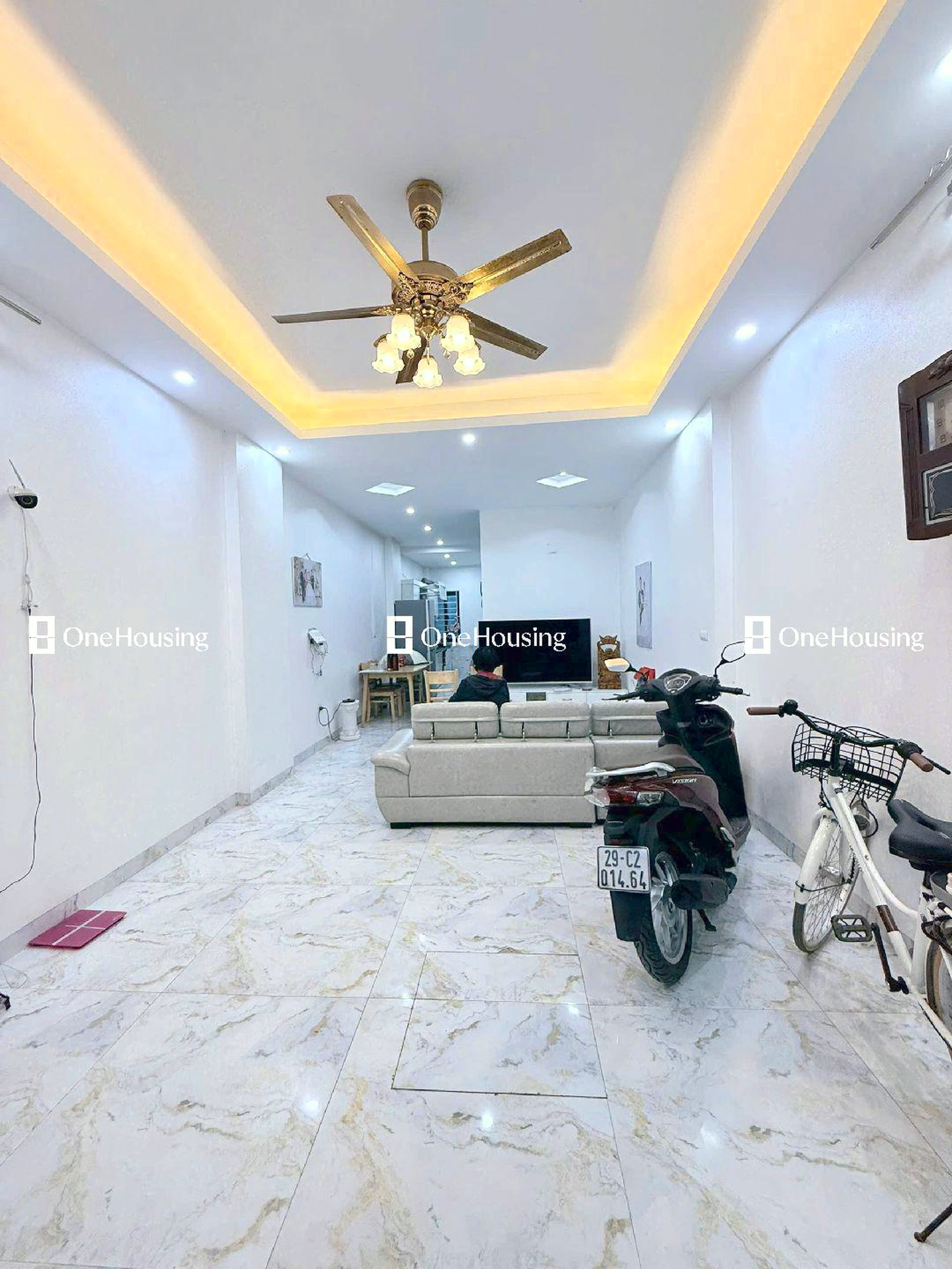 Nhà mặt ngõ cách Âu Cơ 10m, P. Nhật Tân, Q. Tây Hồ, TP. Hà Nội