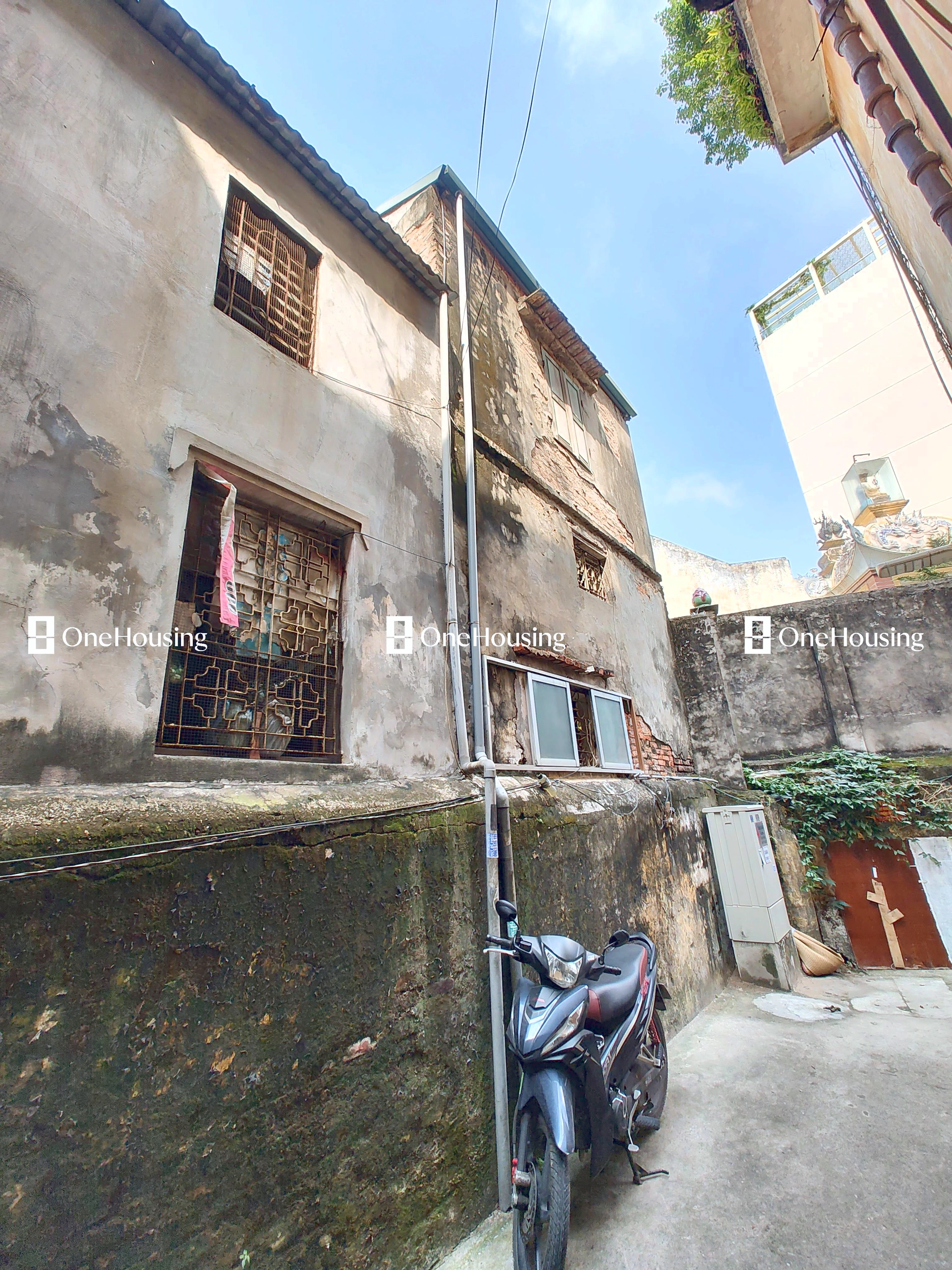 Nhà mặt ngõ cách Hai Bà Trưng 30m, P. Tràng Tiền, Q. Hoàn Kiếm, TP. Hà Nội