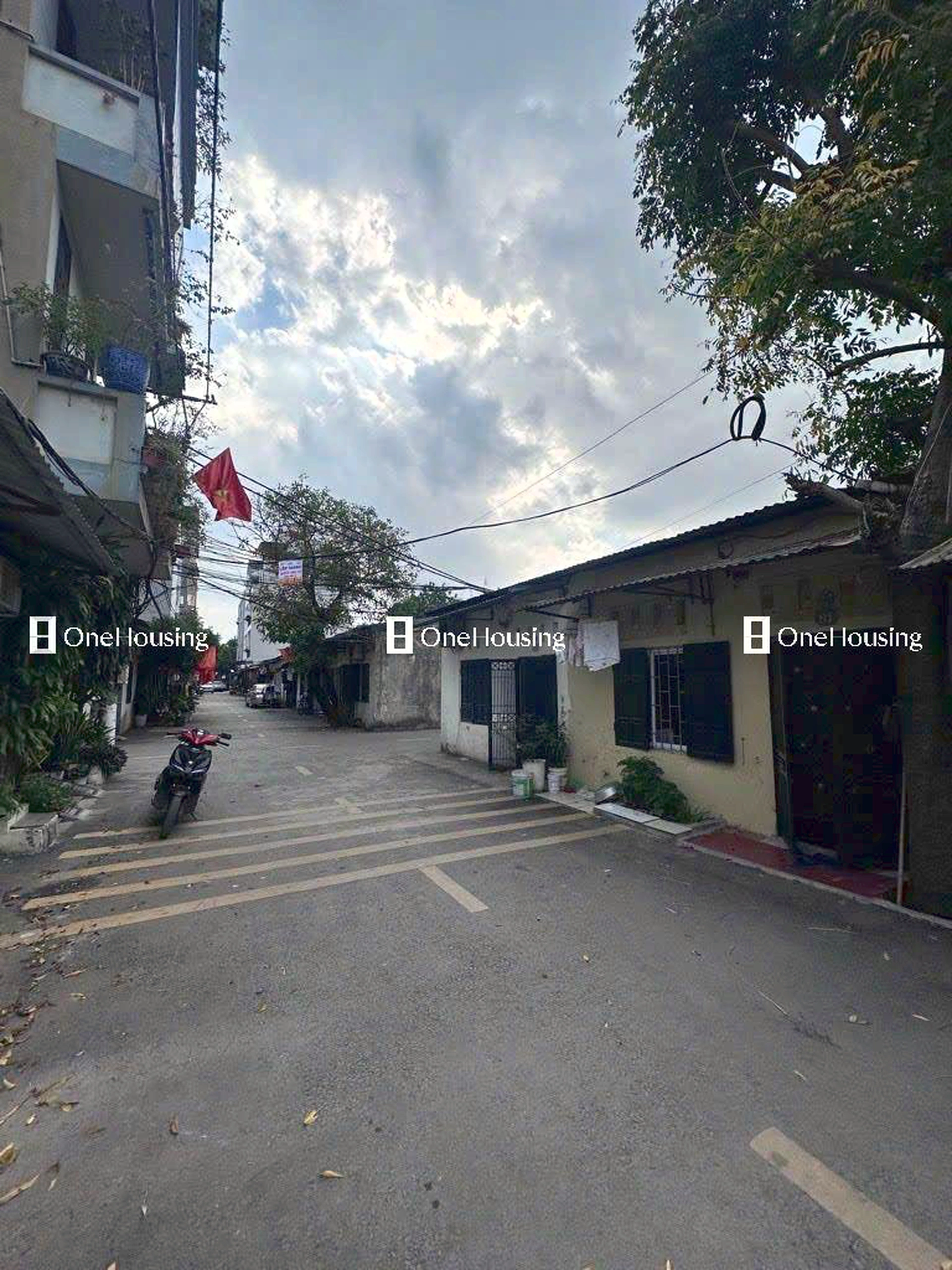 Nhà mặt ngõ cách Nguyễn Khoái 60m, P. Lĩnh Nam, Q. Hoàng Mai, TP. Hà Nội