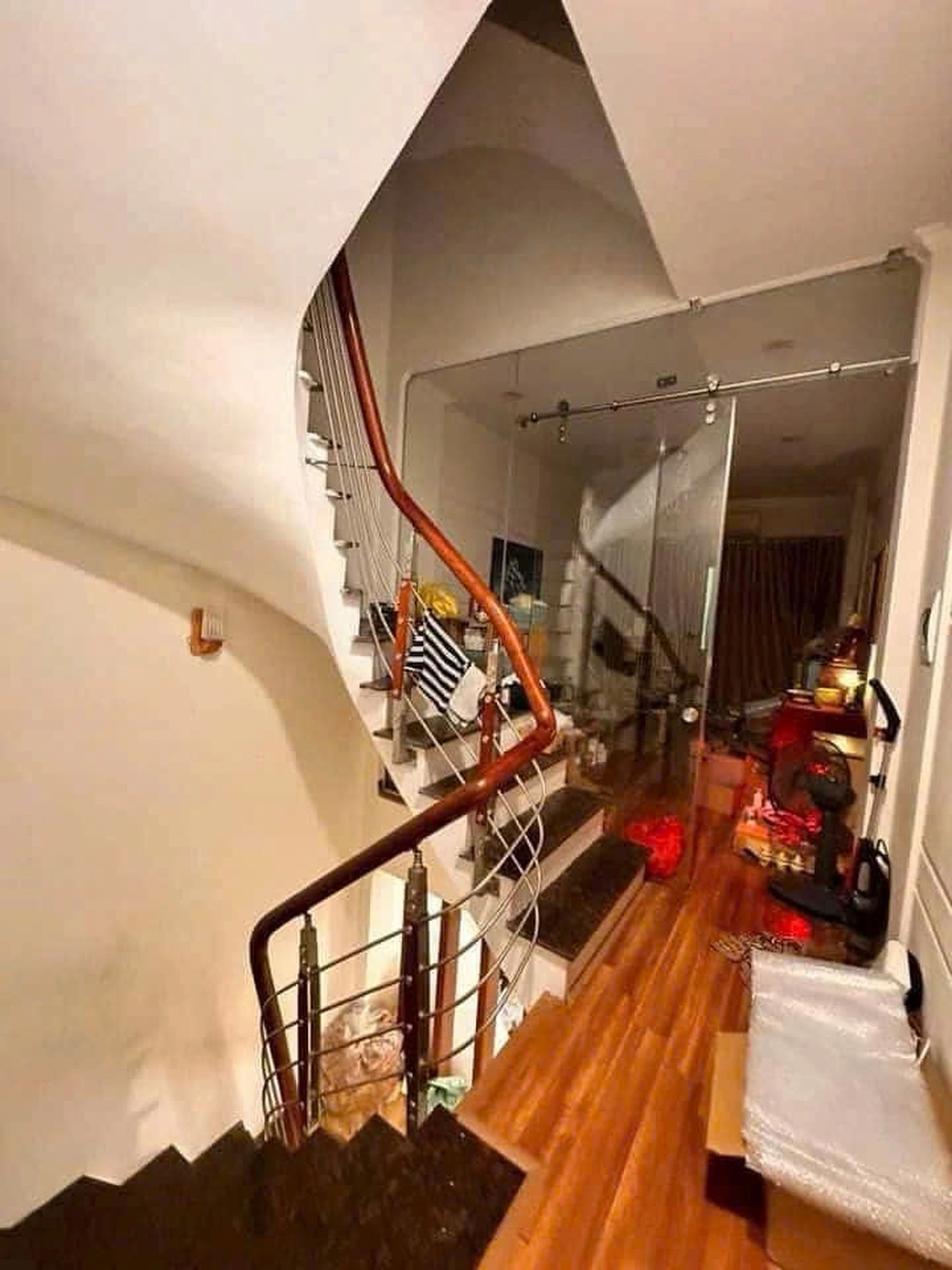 Nhà mặt ngõ cách Lạc Long Quân 80m, P. Nghĩa Đô, Q. Cầu Giấy, TP. Hà Nội