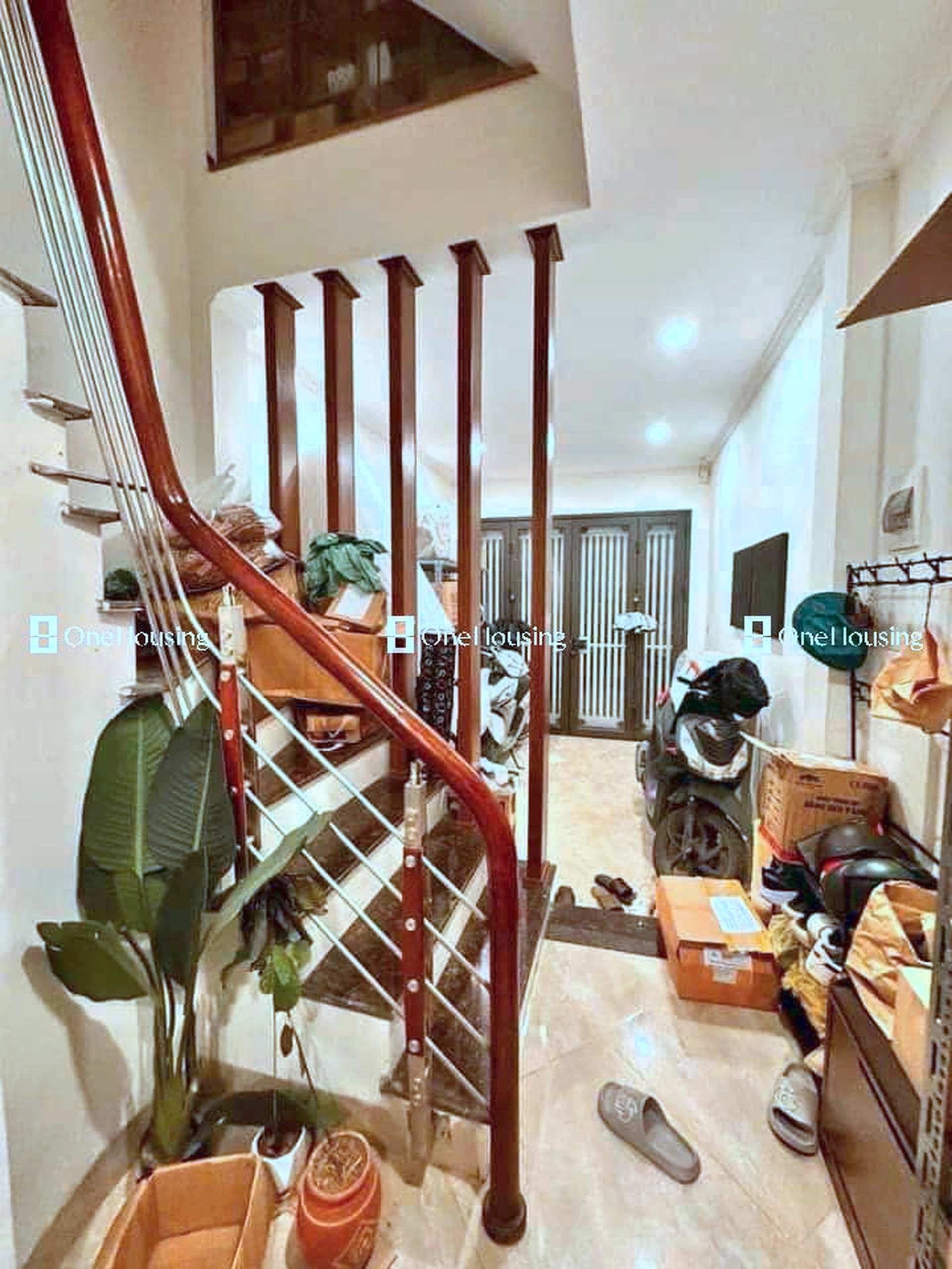 Nhà mặt ngõ cách Lạc Long Quân 80m, P. Nghĩa Đô, Q. Cầu Giấy, TP. Hà Nội