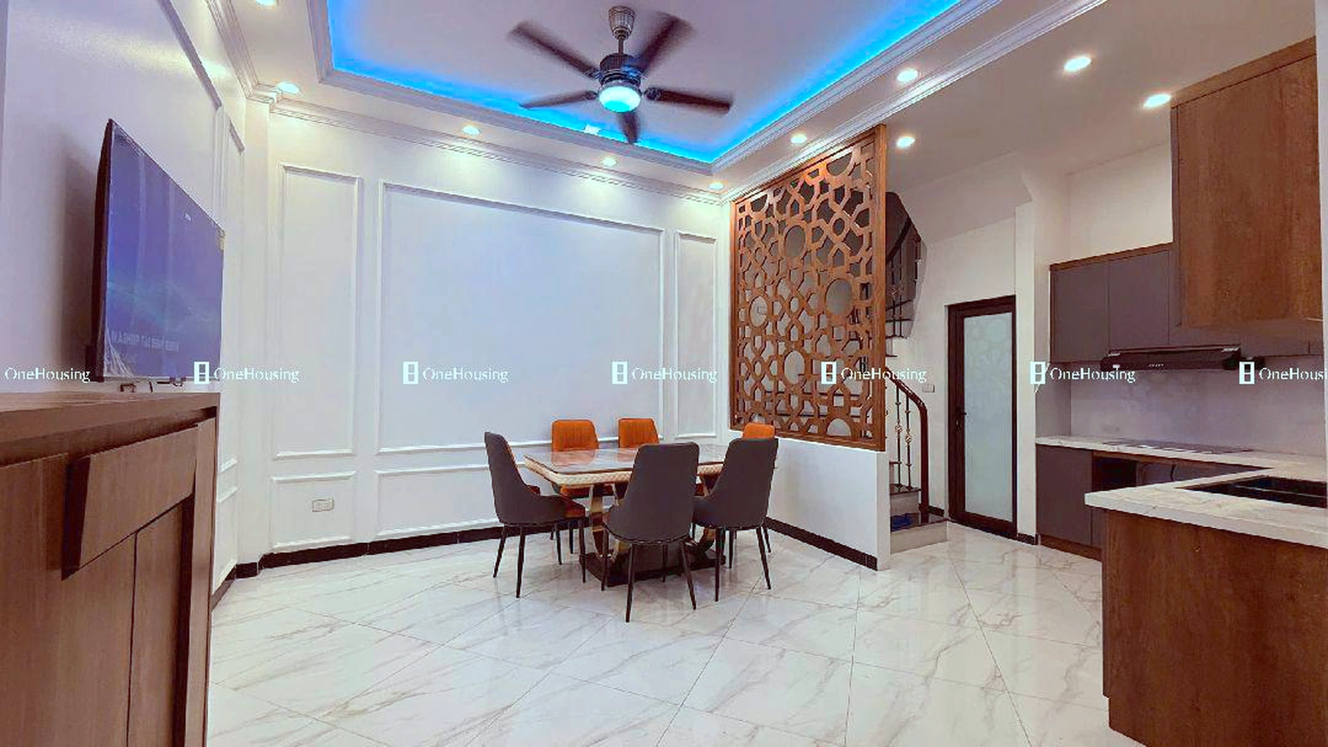 Nhà mặt ngõ cách Hoàng Hoa Thám 100m, P. Liễu Giai, Q. Ba Đình, TP. Hà Nội