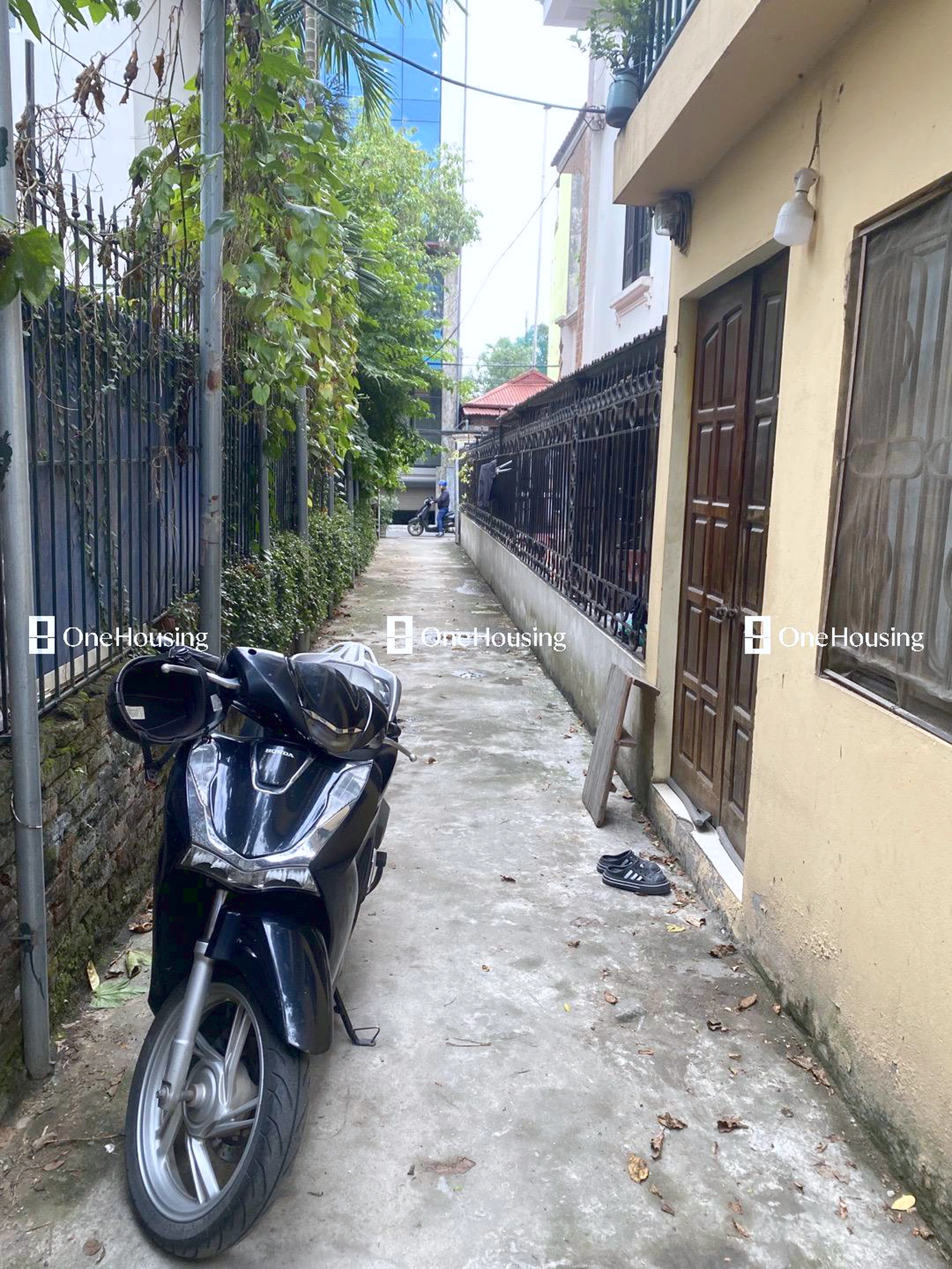 Nhà mặt ngõ cách Bát Khối (Mặt đê sông Hồng) 25m, P. Long Biên, Q. Long Biên, TP. Hà Nội