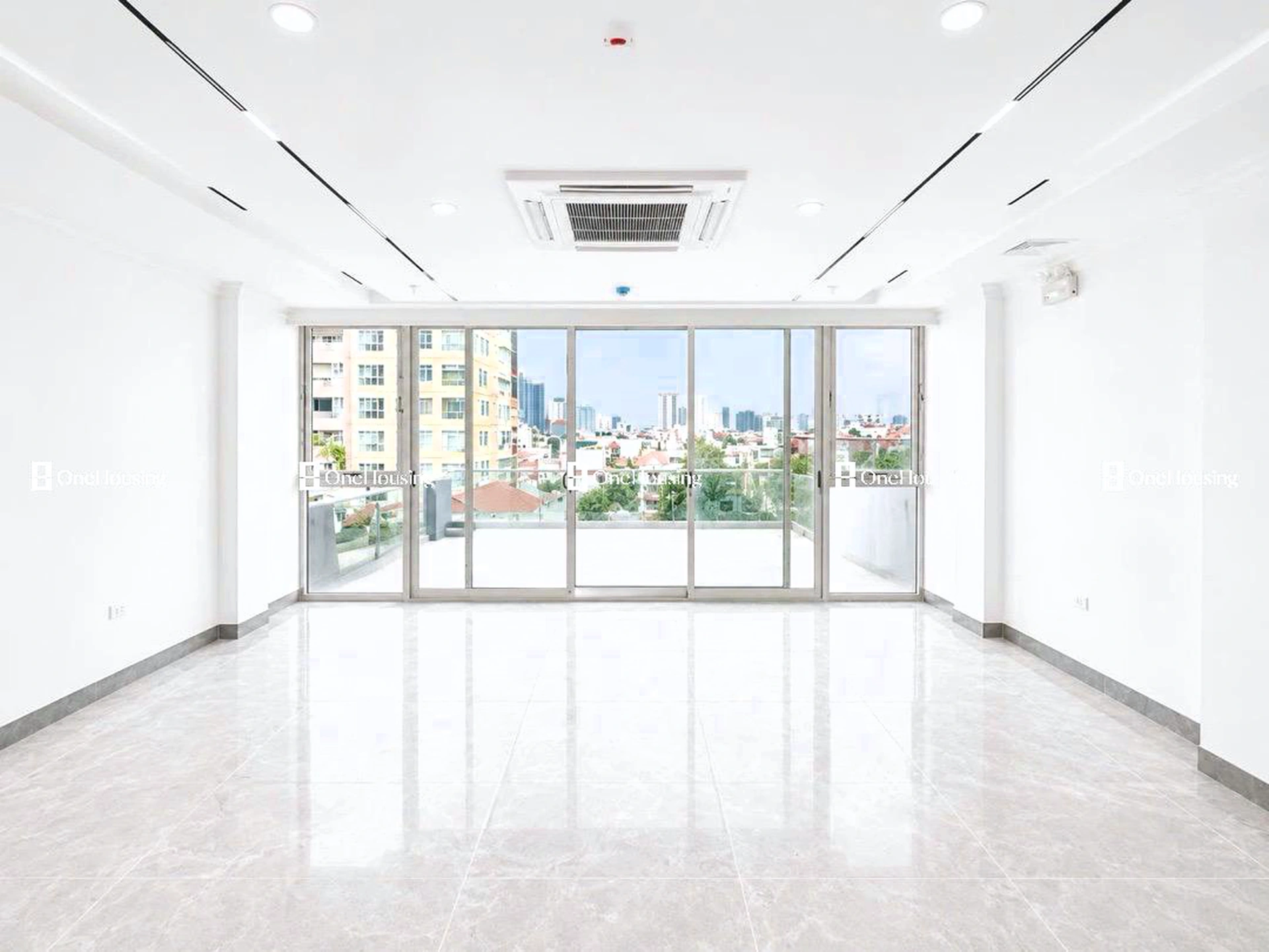 Nhà mặt phố Hoàng Ngân, P. Nhân Chính, Q. Thanh Xuân, TP. Hà Nội