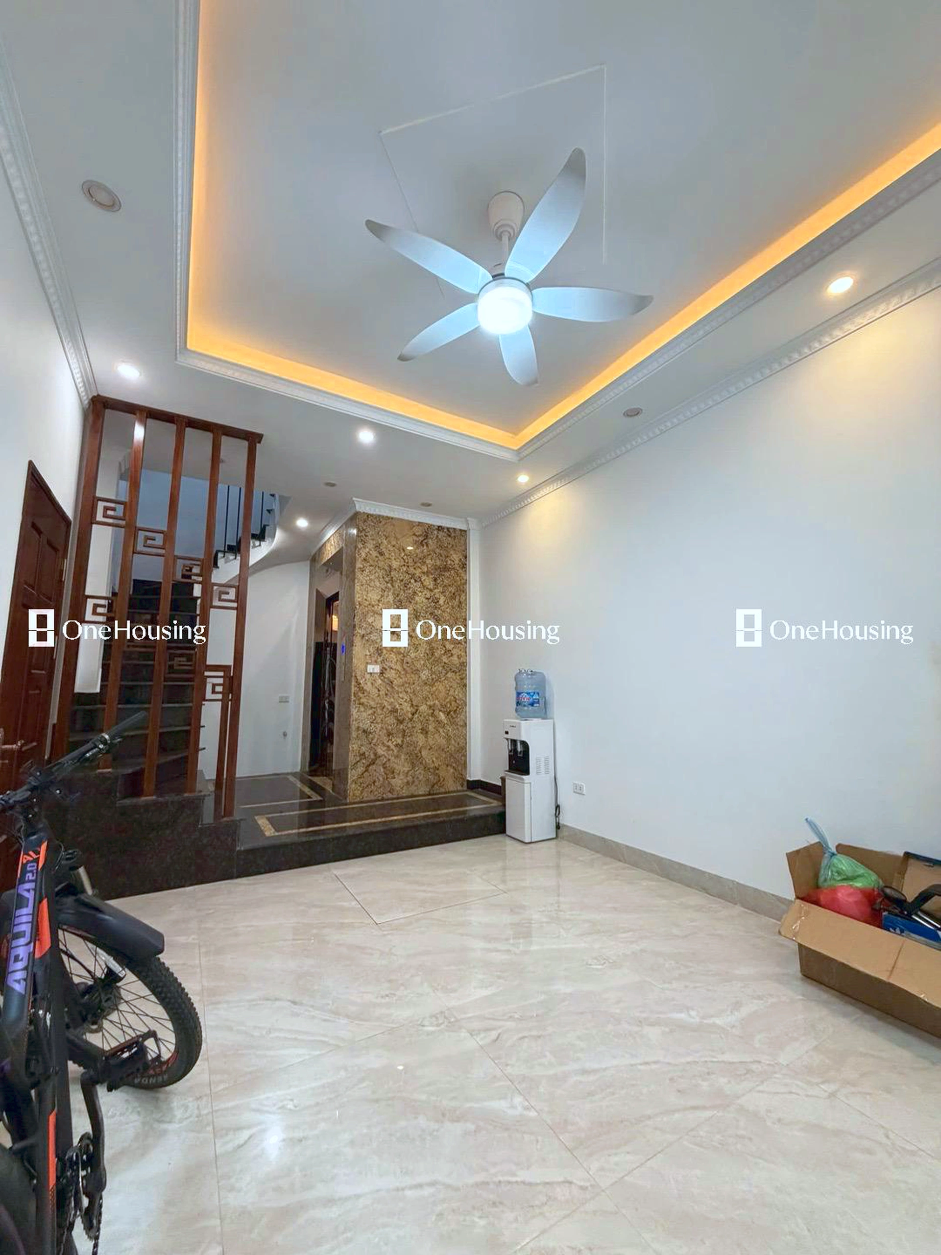 Nhà mặt ngõ cách Hoàng Như Tiếp 30m, P. Bồ Đề, Q. Long Biên, TP. Hà Nội