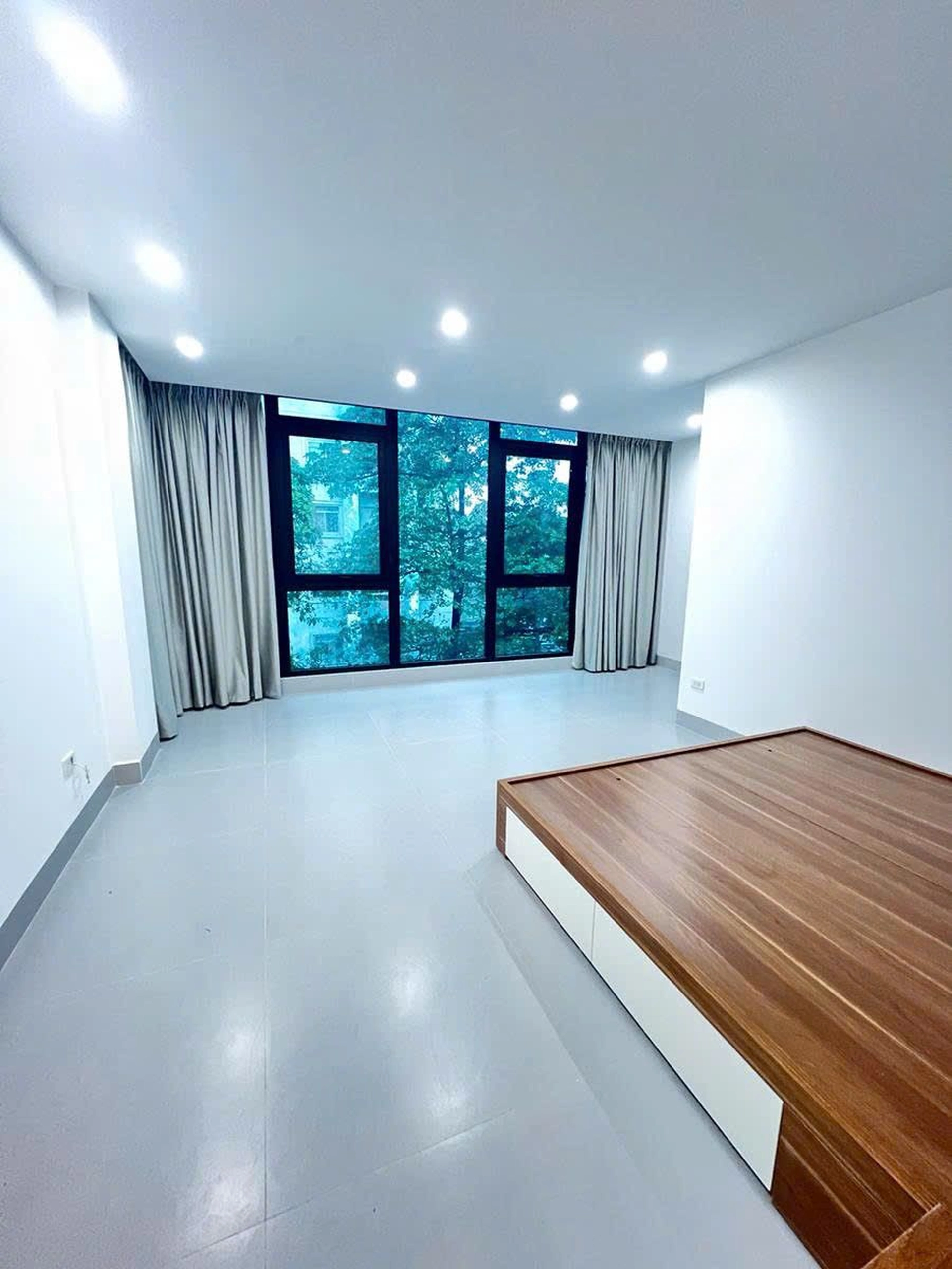 Nhà mặt ngõ cách Bắc Linh Đàm 15m, P. Định Công, Q. Hoàng Mai, TP. Hà Nội