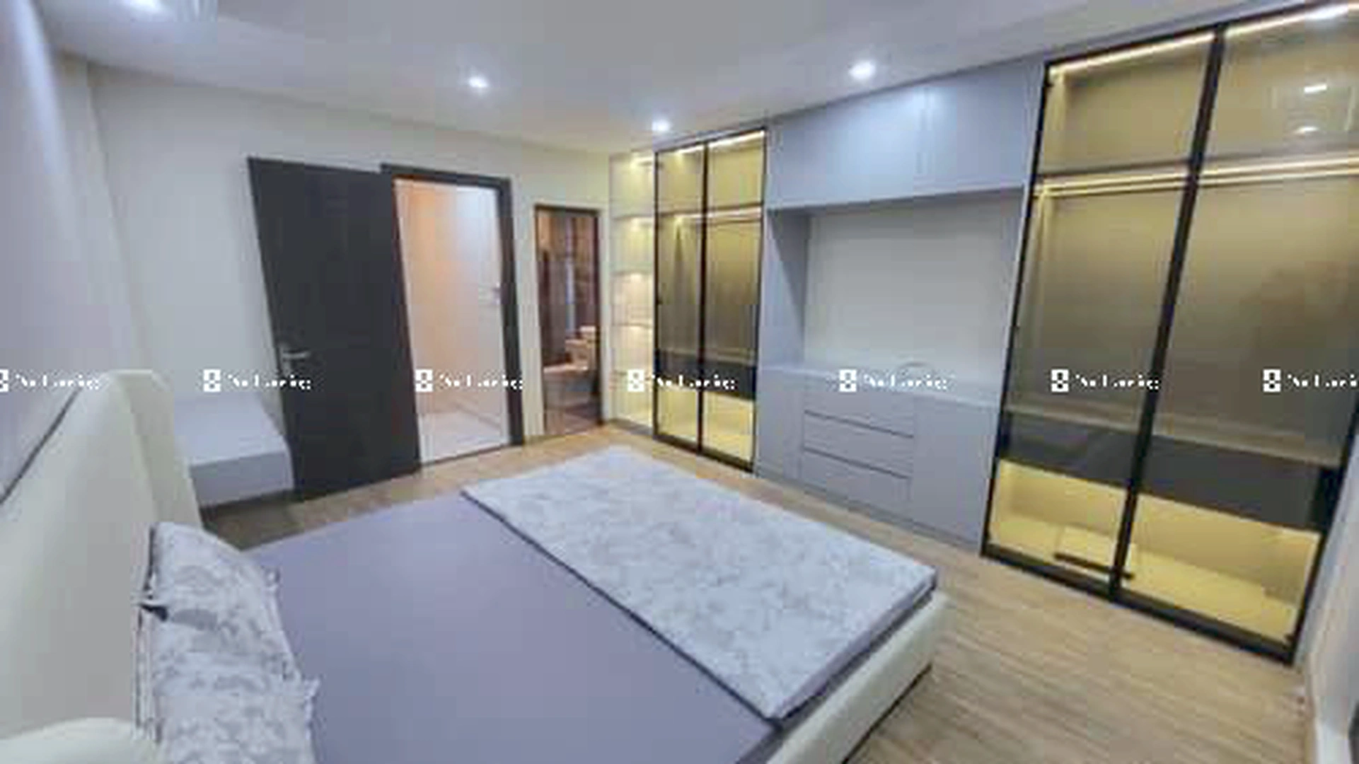 Nhà mặt ngõ cách Nguyễn Văn Cừ 30m, P. Bồ Đề, Q. Long Biên, TP. Hà Nội