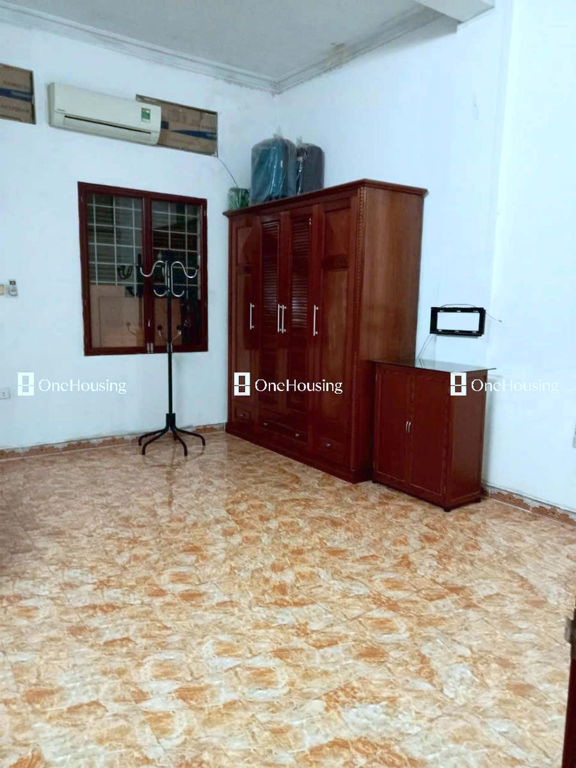 Nhà mặt ngõ cách Vạn Kiếp 30m, P. Bạch Đằng, Q. Hai Bà Trưng, TP. Hà Nội