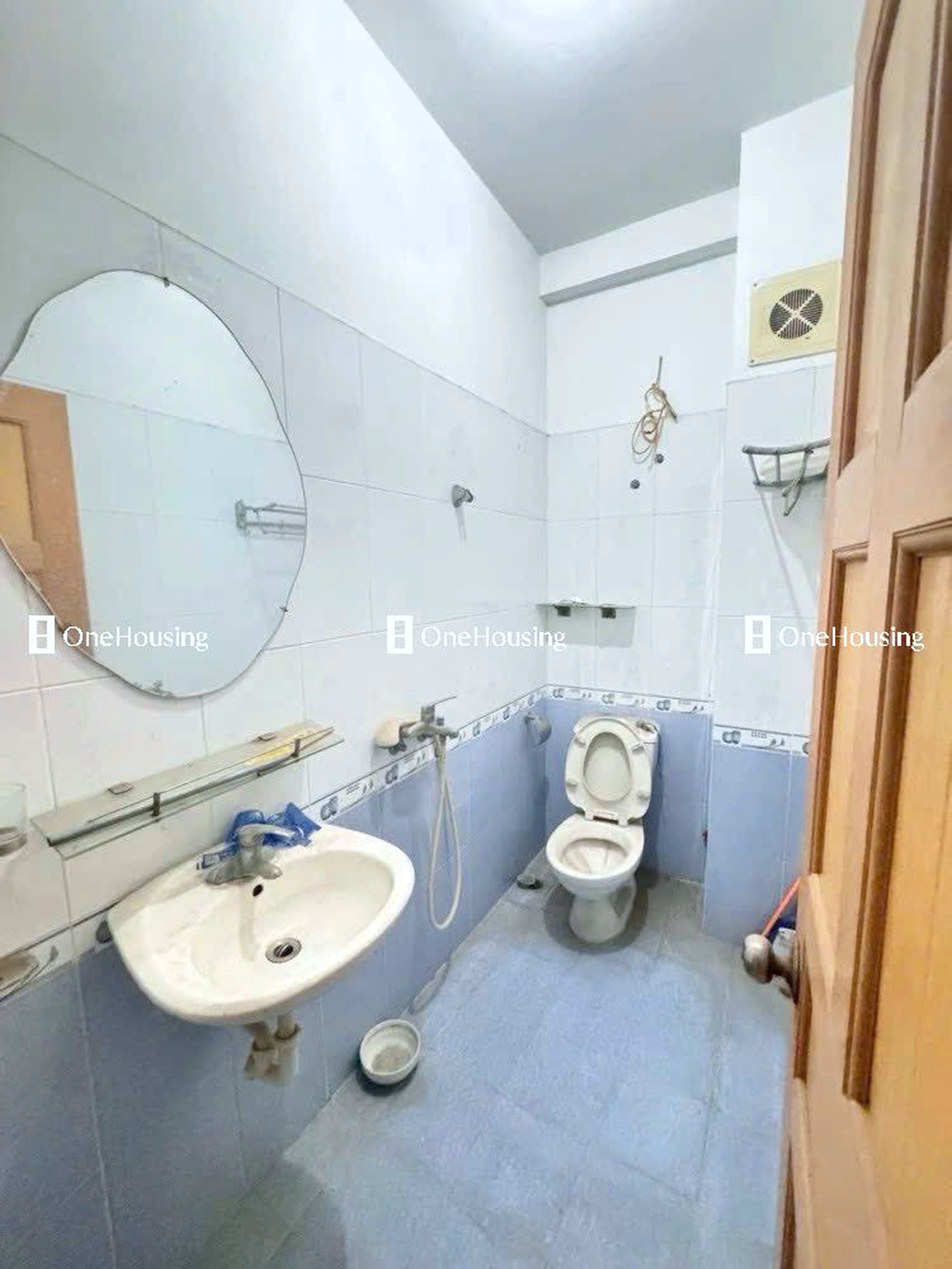 Nhà mặt ngõ cách Hoàng Quốc Việt 50m, P. Nghĩa Tân, Q. Cầu Giấy, TP. Hà Nội