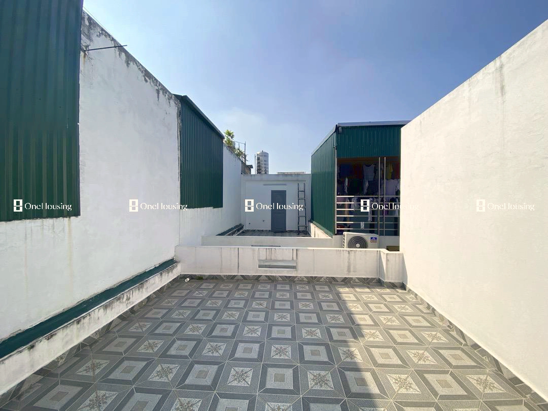 Nhà mặt ngõ cách Thạch Bàn 60m, P. Long Biên, Q. Long Biên, TP. Hà Nội