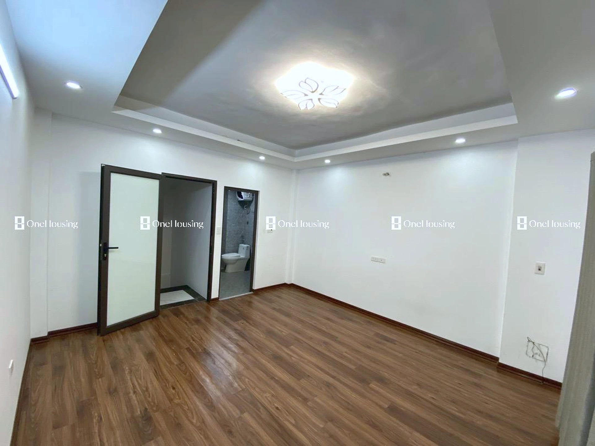 Nhà mặt ngõ cách Thạch Bàn 60m, P. Long Biên, Q. Long Biên, TP. Hà Nội