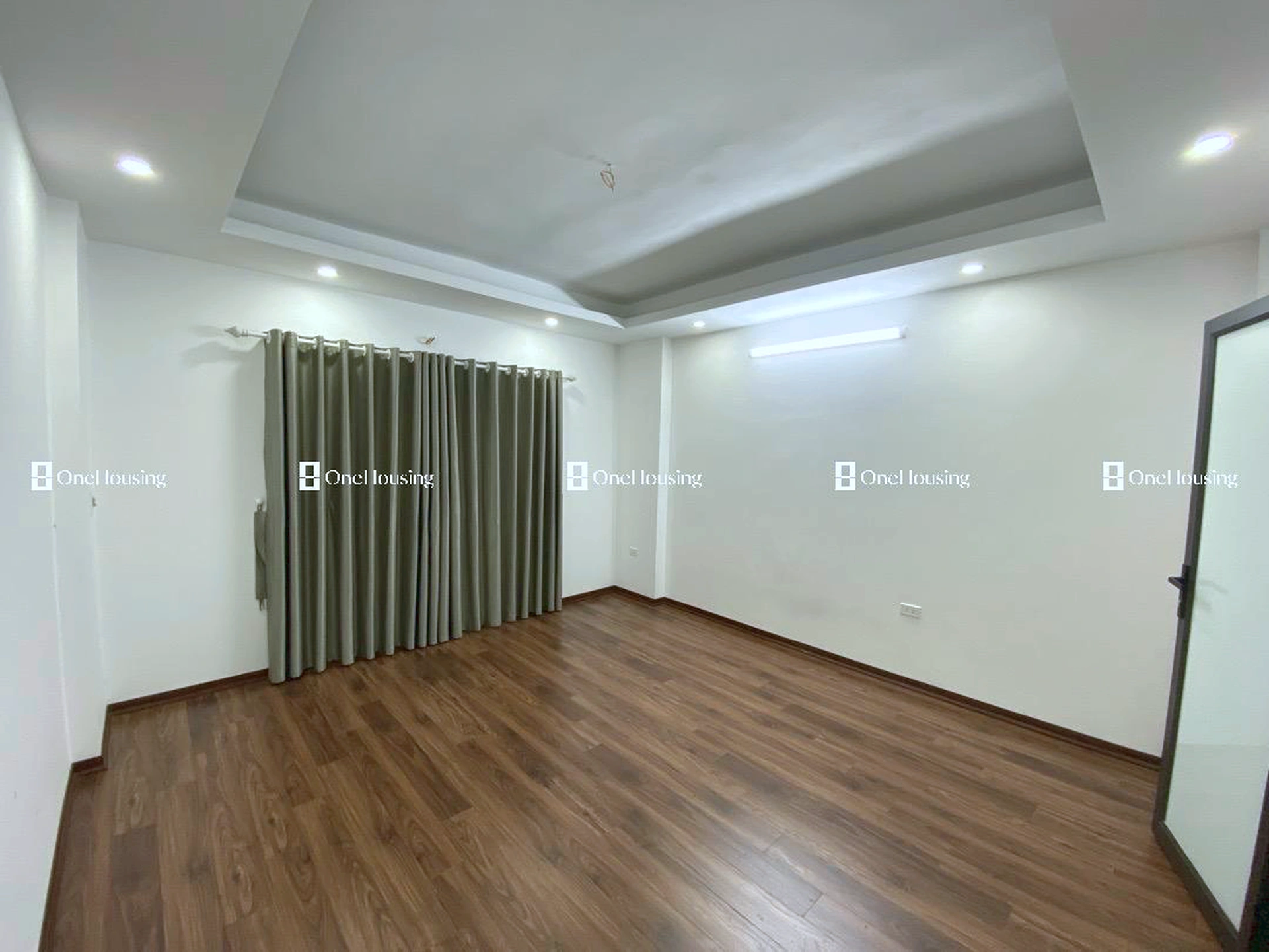 Nhà mặt ngõ cách Thạch Bàn 60m, P. Long Biên, Q. Long Biên, TP. Hà Nội