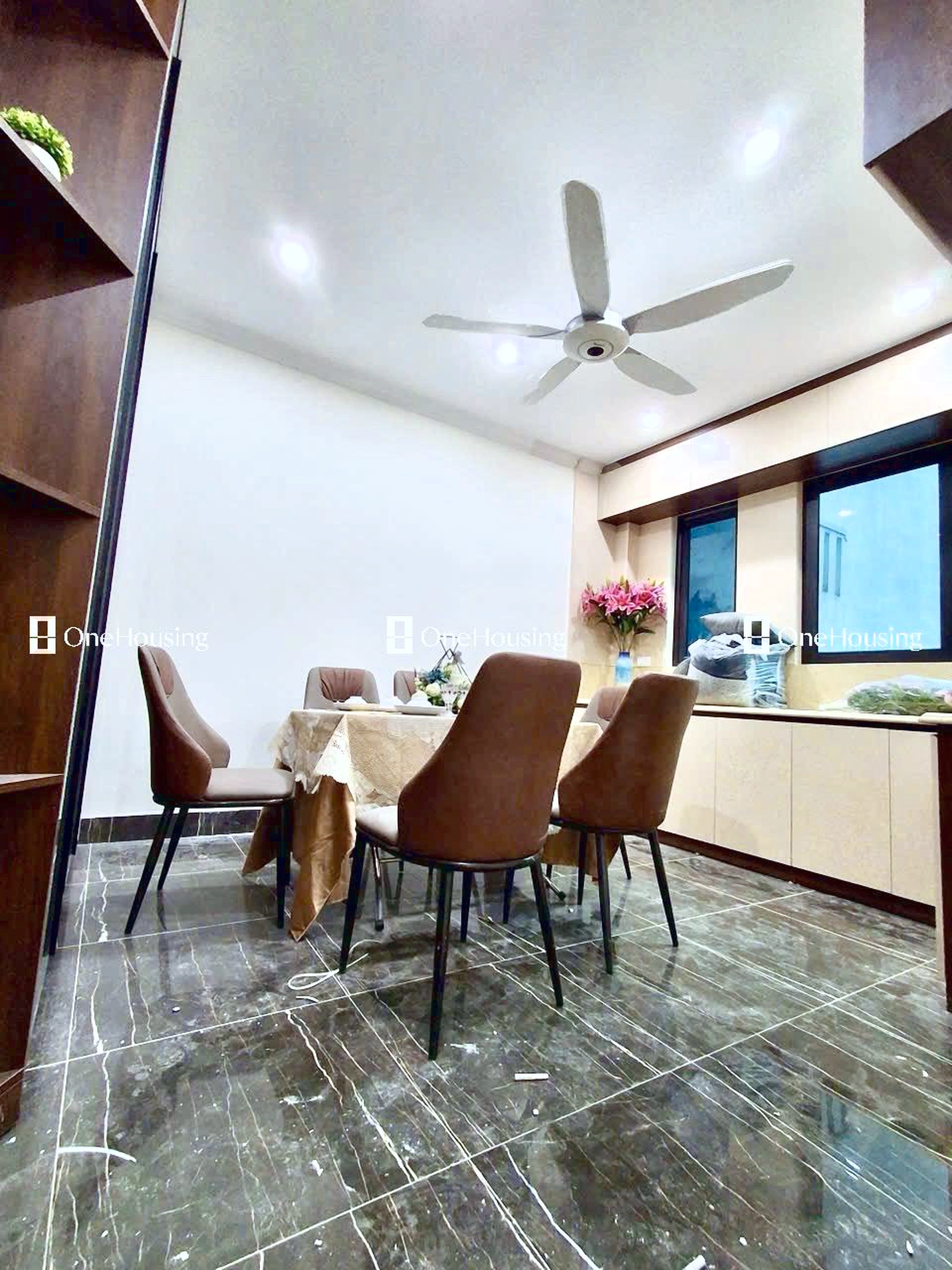 Nhà mặt ngõ cách Dương Quảng Hàm 20m, P. Quan Hoa, Q. Cầu Giấy, TP. Hà Nội