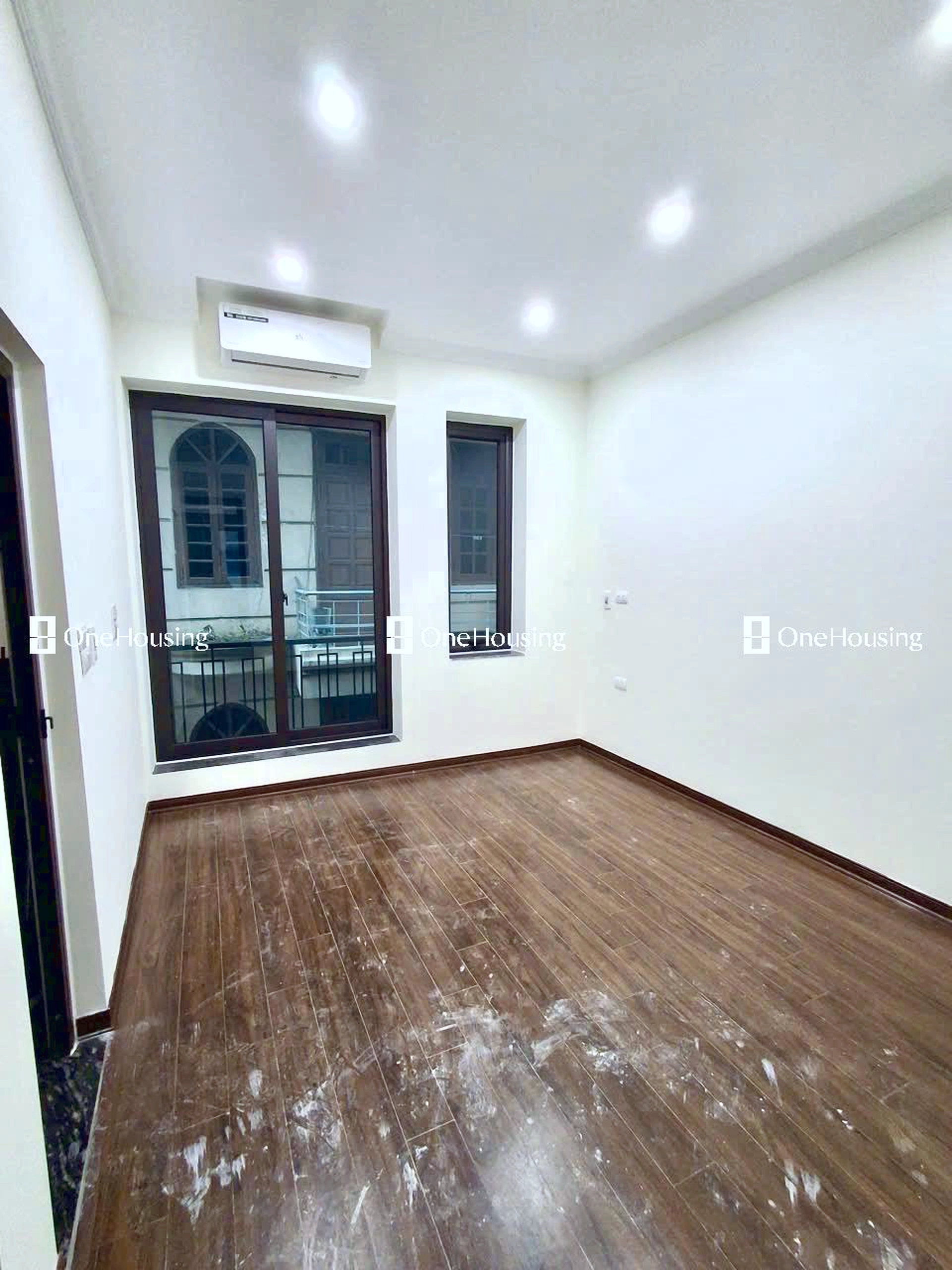 Nhà mặt ngõ cách Dương Quảng Hàm 20m, P. Quan Hoa, Q. Cầu Giấy, TP. Hà Nội