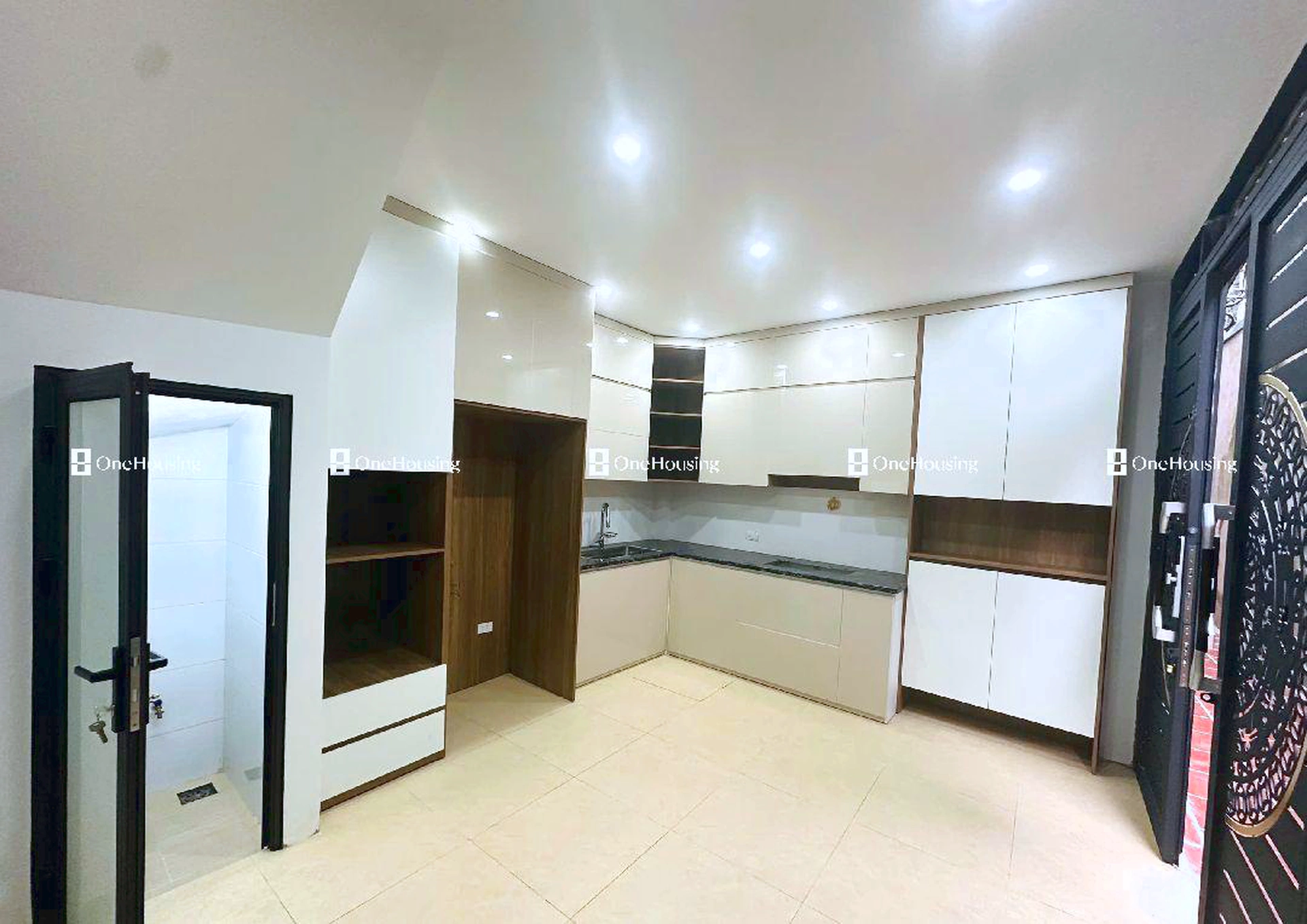 Nhà mặt ngõ cách Võng Thị 50m, P. Bưởi, Q. Tây Hồ, TP. Hà Nội