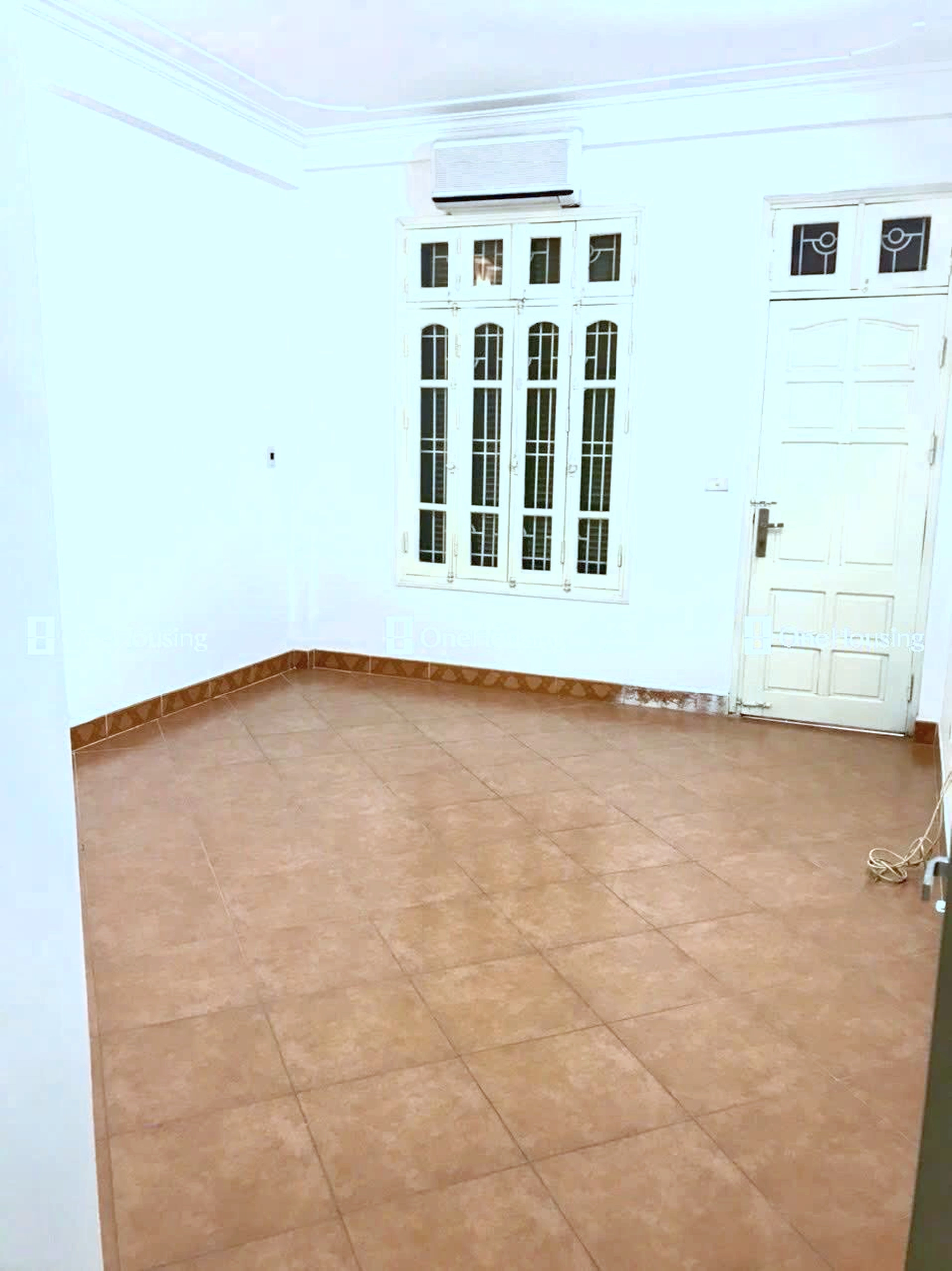 Nhà mặt ngõ cách Trung Kính 80m, P. Trung Hòa, Q. Cầu Giấy, TP. Hà Nội