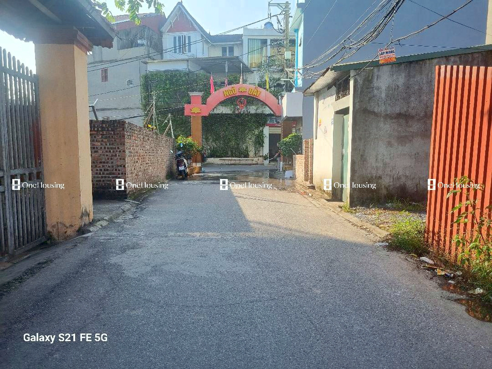 Nhà mặt ngõ cách Đường Đa Tốn 200m, X. Bát Tràng, H. Gia Lâm, TP. Hà Nội