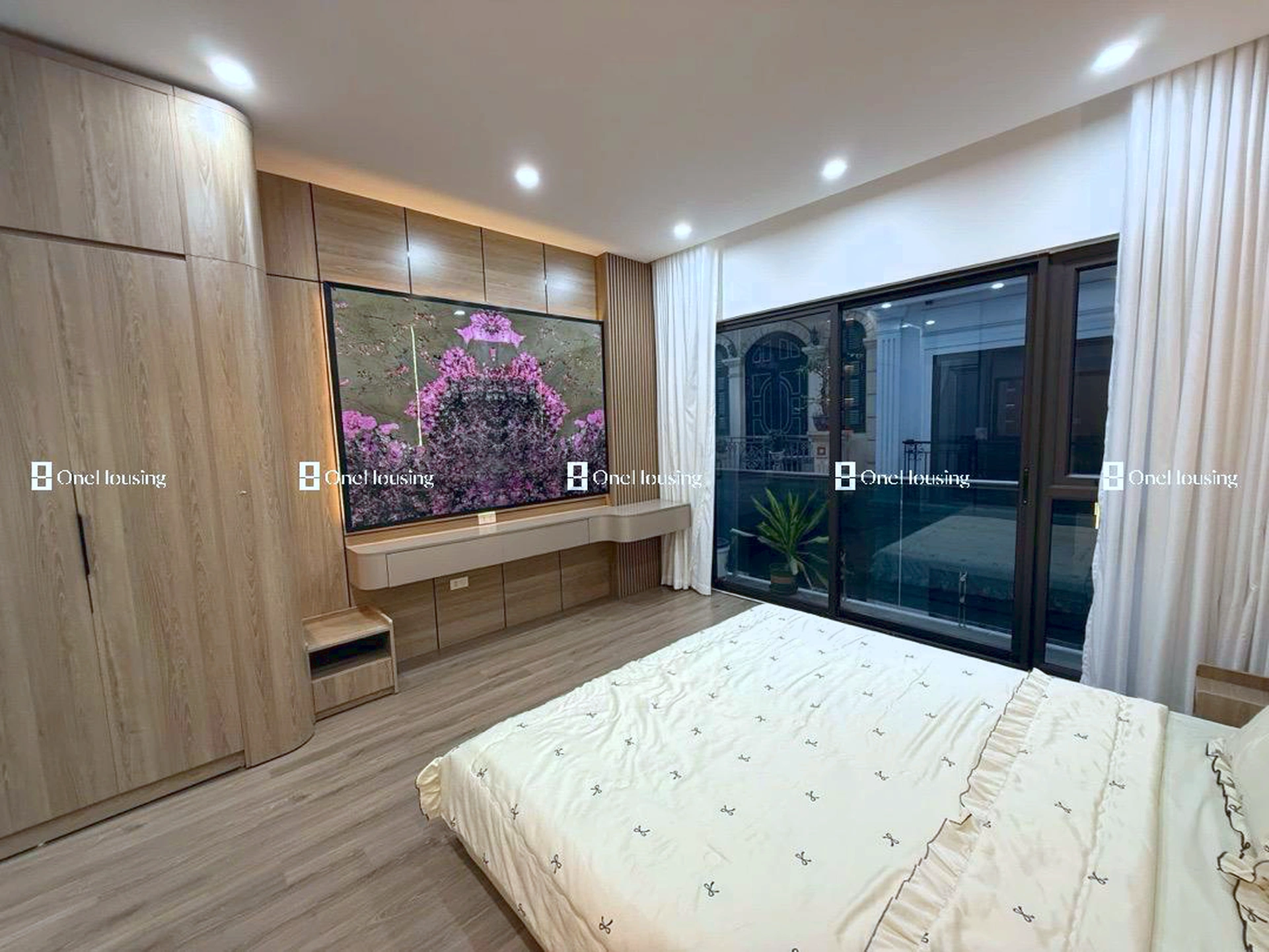Nhà mặt ngõ cách Nguyễn Văn Cừ 50m, P. Bồ Đề, Q. Long Biên, TP. Hà Nội
