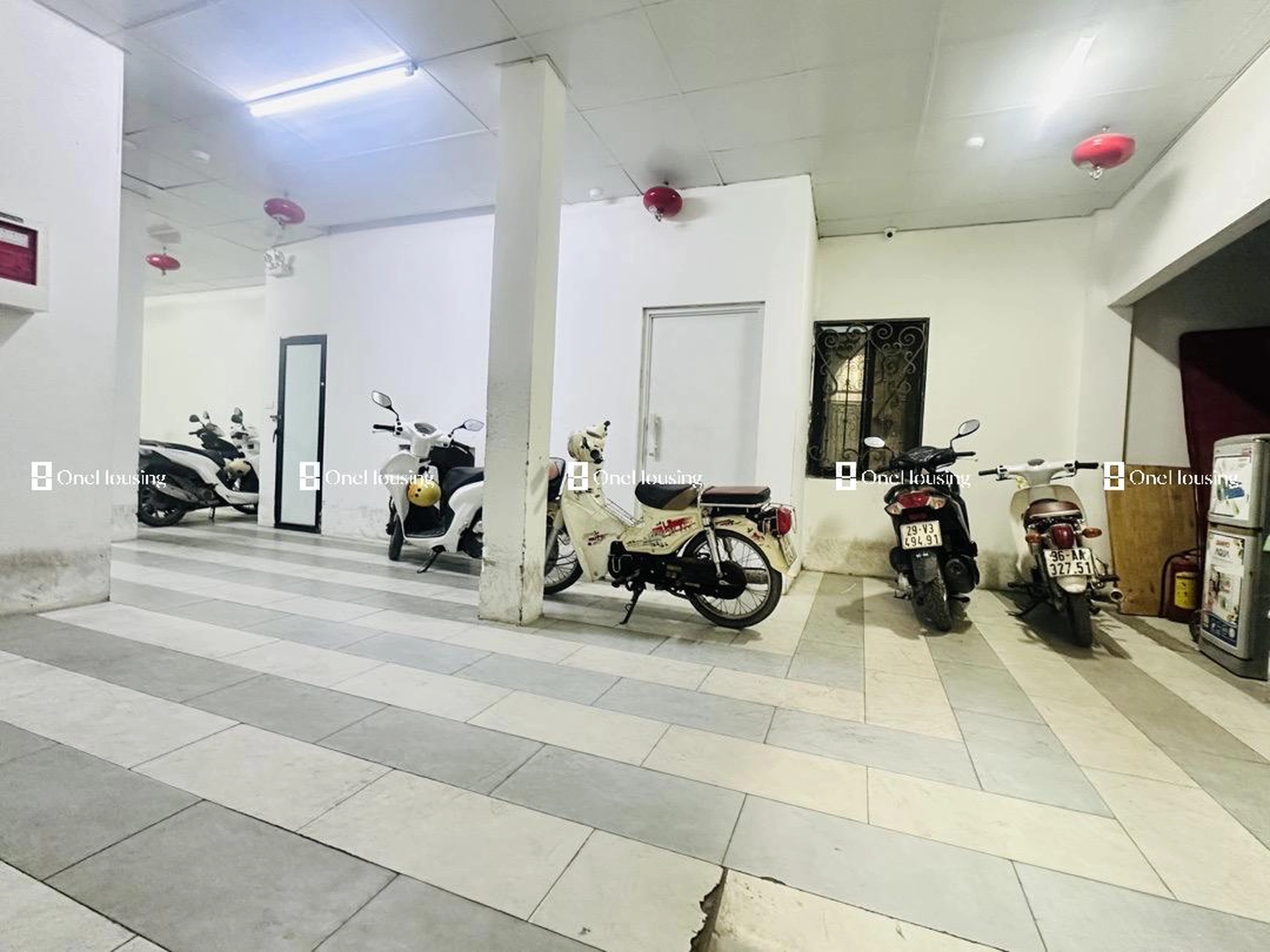 Nhà mặt ngõ cách Nguyễn Đình Hoàn 50m, P. Nghĩa Đô, Q. Cầu Giấy, TP. Hà Nội