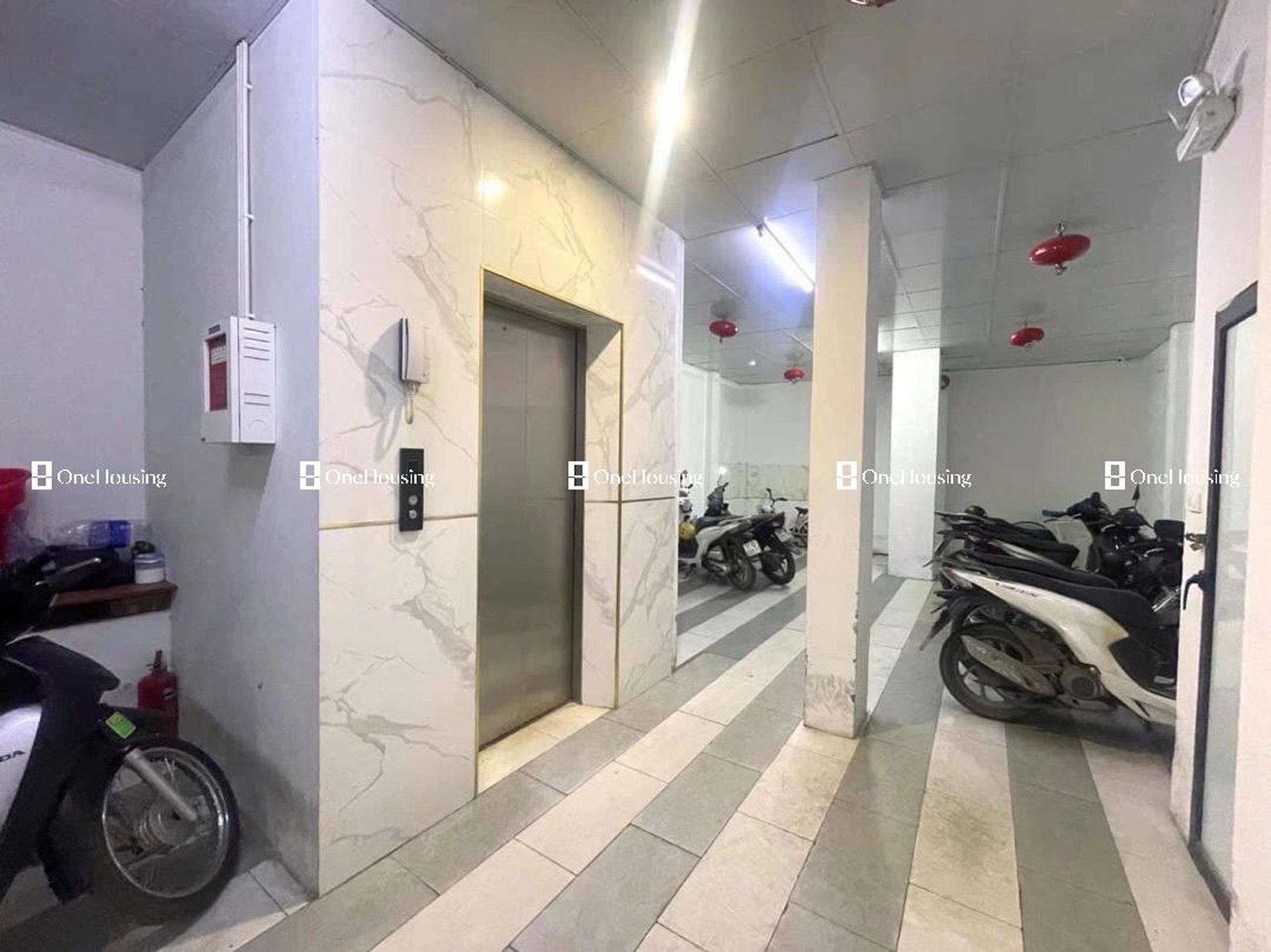 Nhà mặt ngõ cách Nguyễn Đình Hoàn 50m, P. Nghĩa Đô, Q. Cầu Giấy, TP. Hà Nội