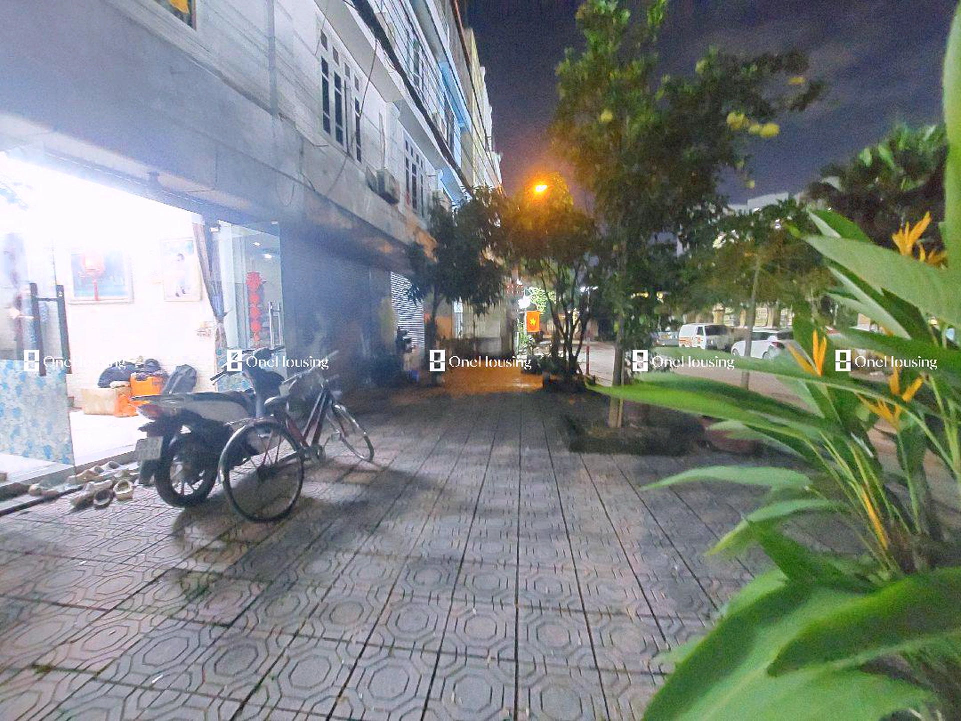 Nhà mặt phố Gia Quất, P. Thượng Thanh, Q. Long Biên, TP. Hà Nội