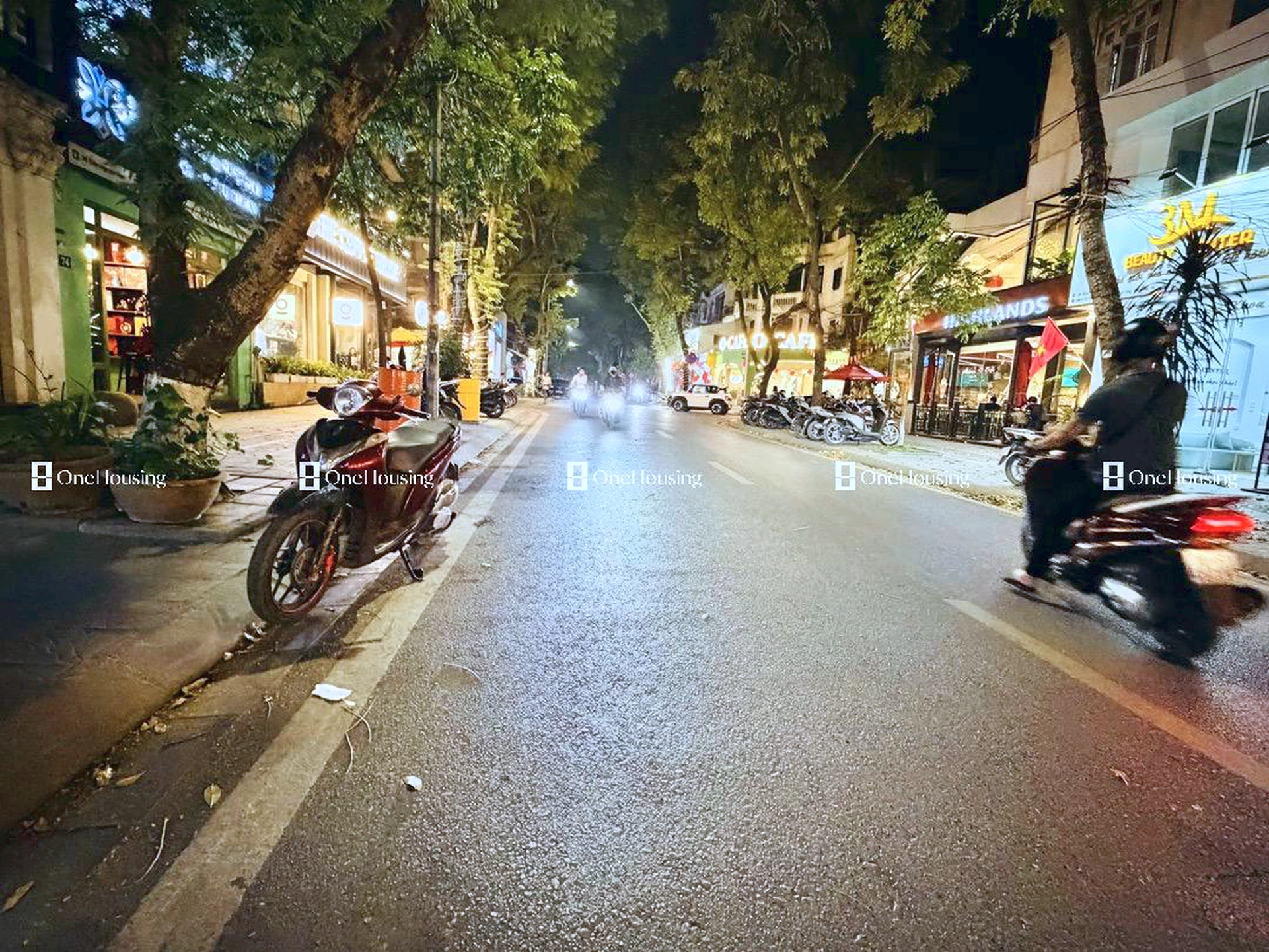 Nhà mặt phố Trần Nguyên Đán, P. Định Công, Q. Hoàng Mai, TP. Hà Nội