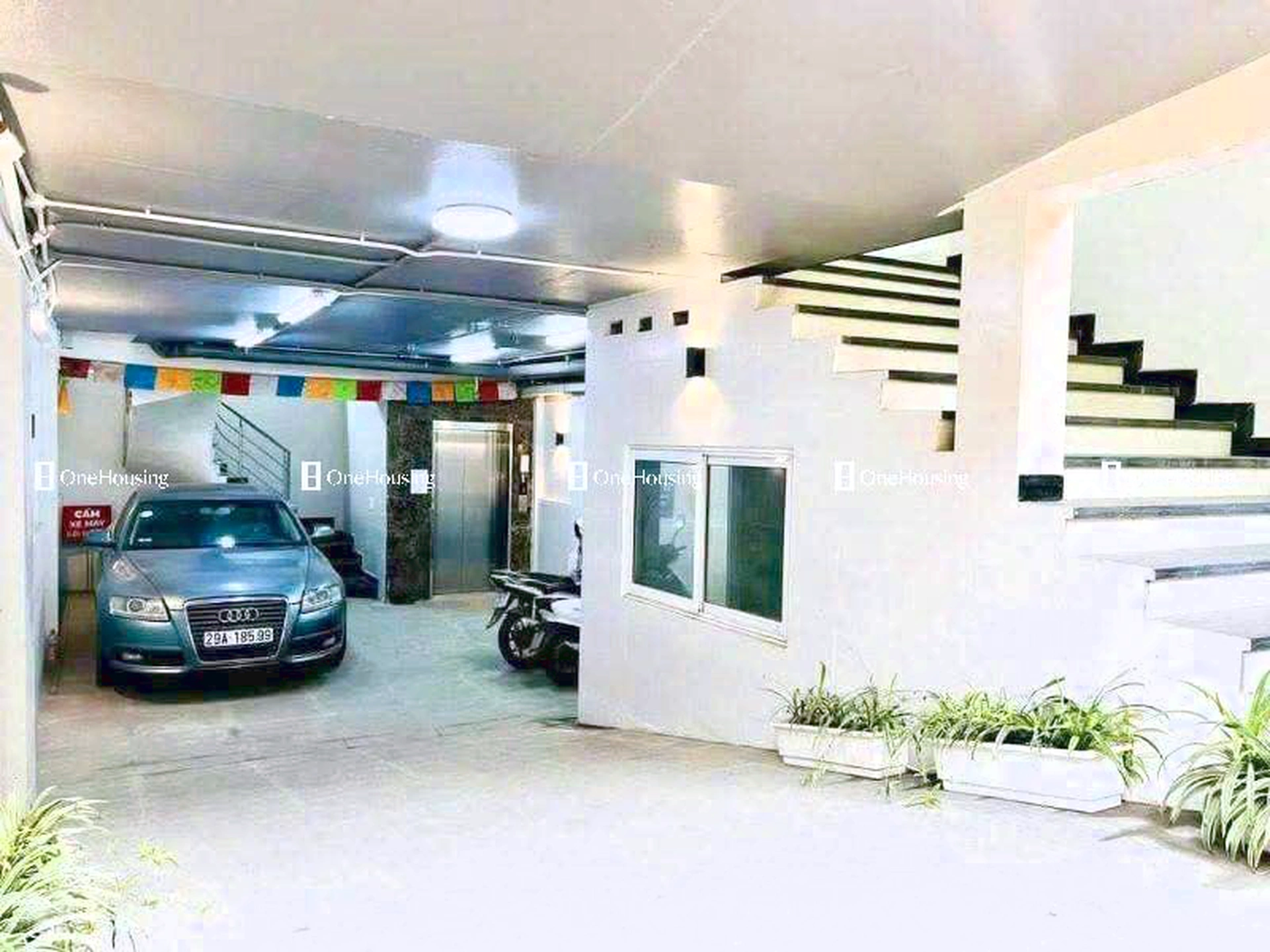 Nhà mặt phố Võng Thị, P. Bưởi, Q. Tây Hồ, TP. Hà Nội