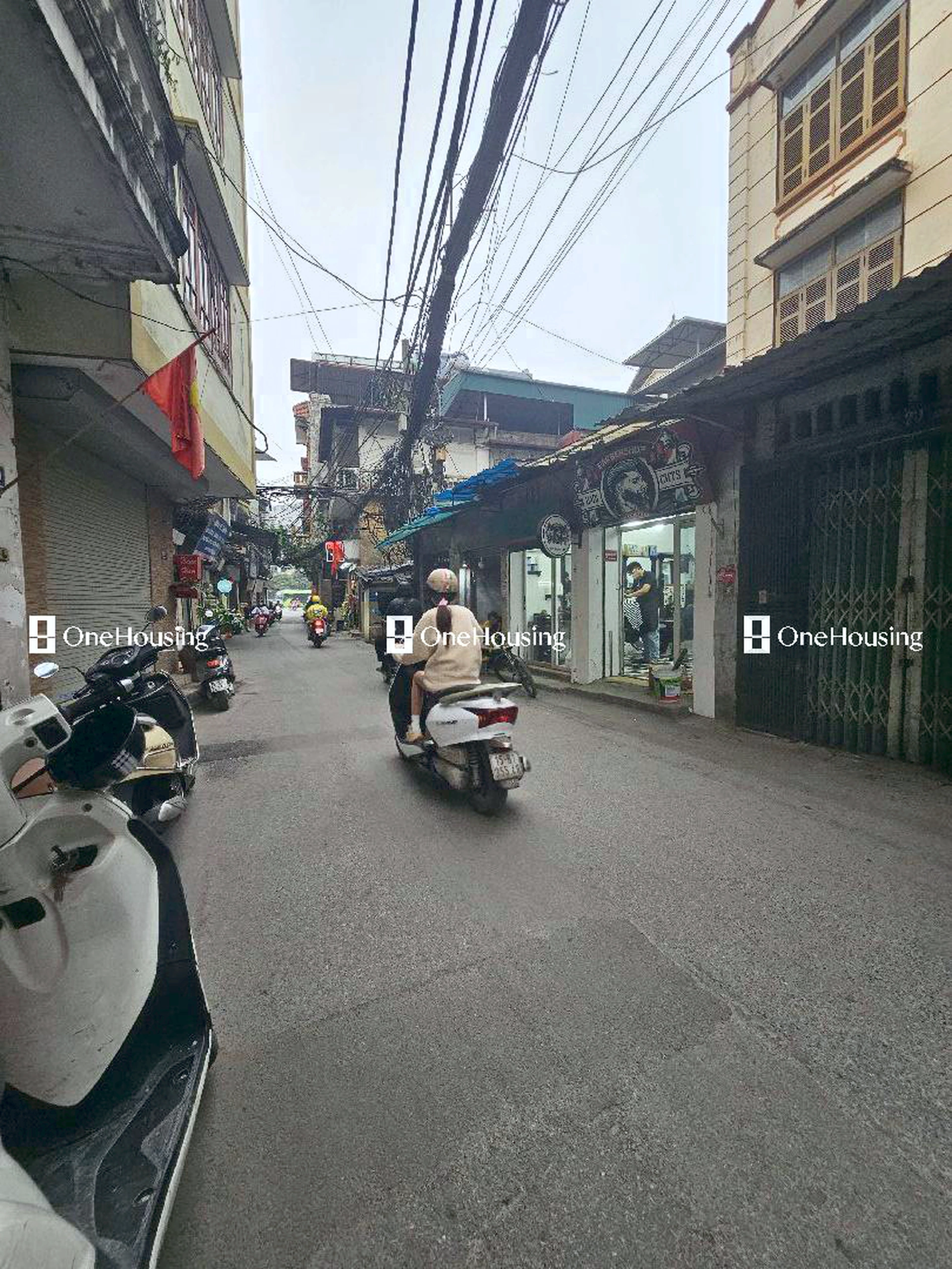 Nhà mặt phố Giáp Bát, P. Giáp Bát, Q. Hoàng Mai, TP. Hà Nội