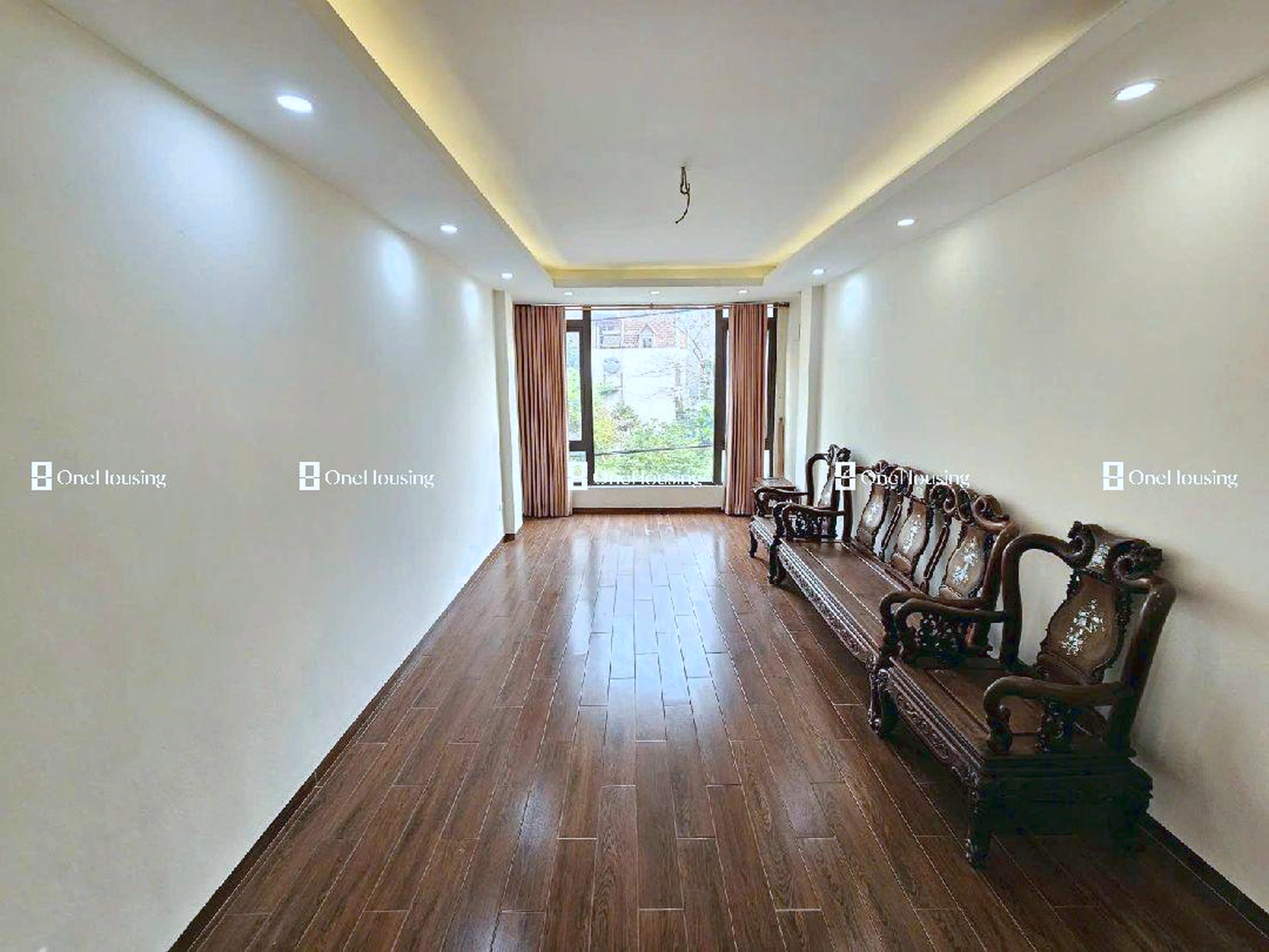 Nhà mặt ngõ cách Thạch Bàn 40m, P. Thạch Bàn, Q. Long Biên, TP. Hà Nội