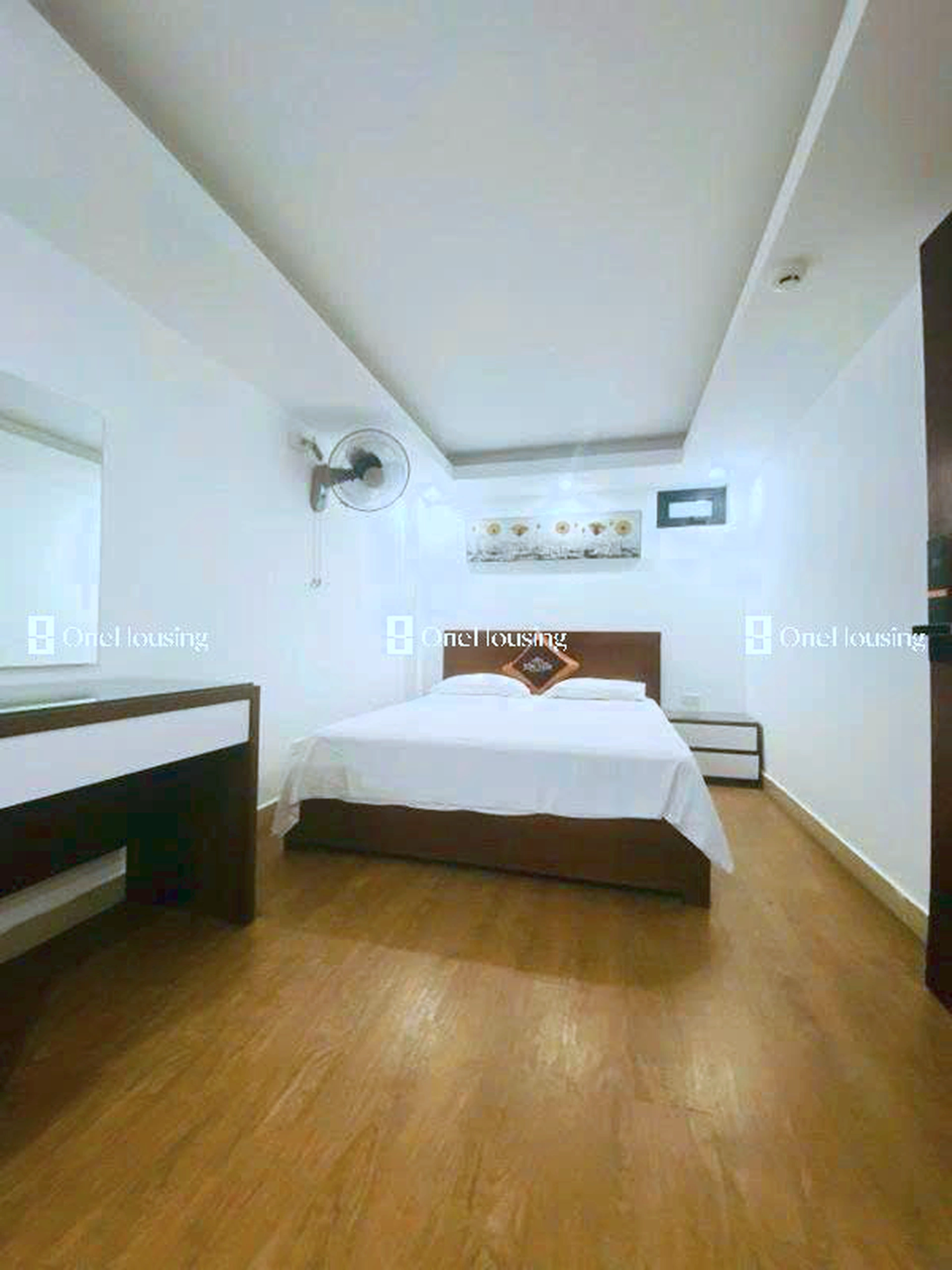 Nhà mặt phố Nguyễn Hoàng Tôn, P. Phú Thượng, Q. Tây Hồ, TP. Hà Nội