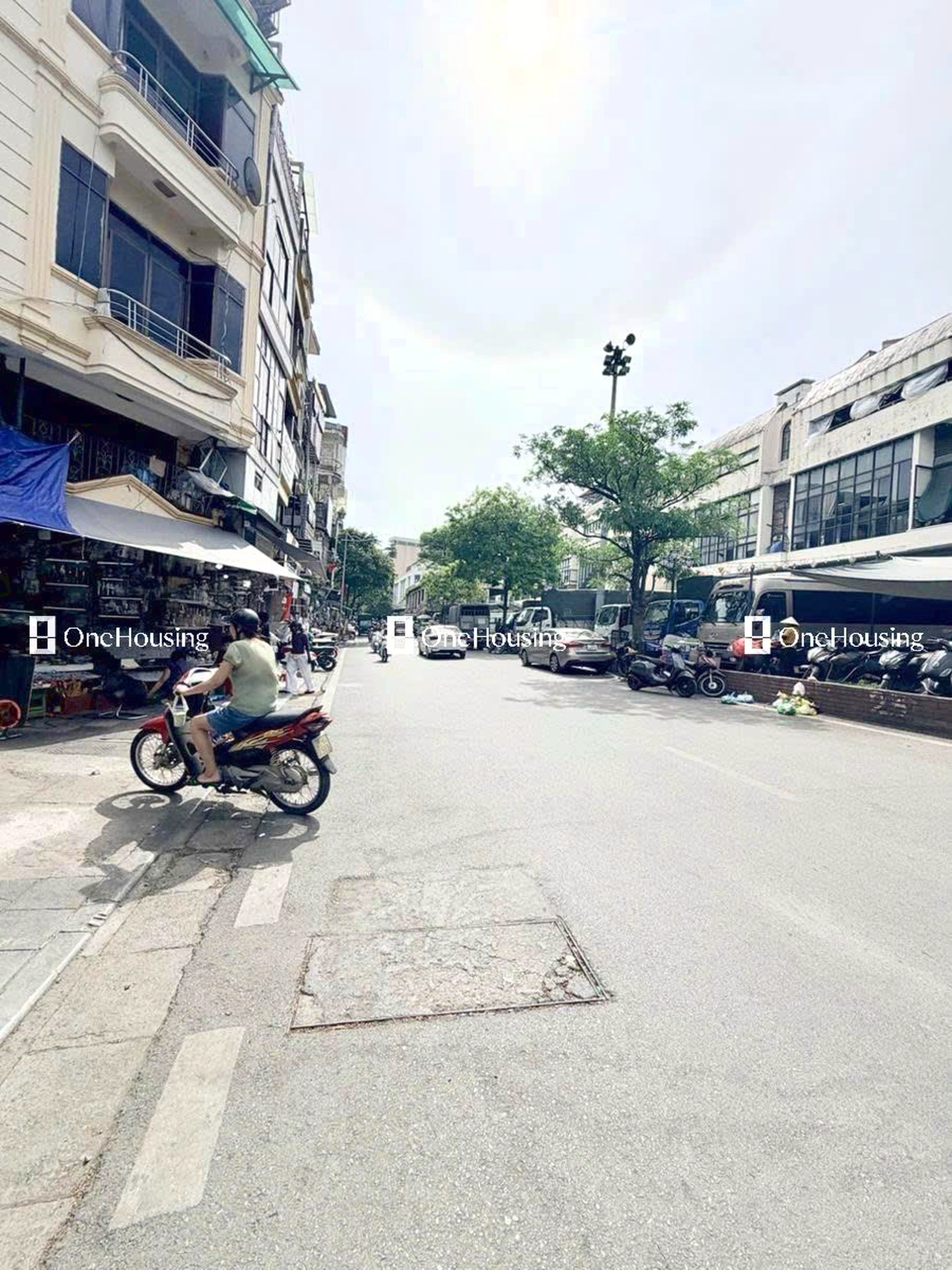 Nhà mặt ngõ cách Hàng Khoai 20m, P. Đồng Xuân, Q. Hoàn Kiếm, TP. Hà Nội