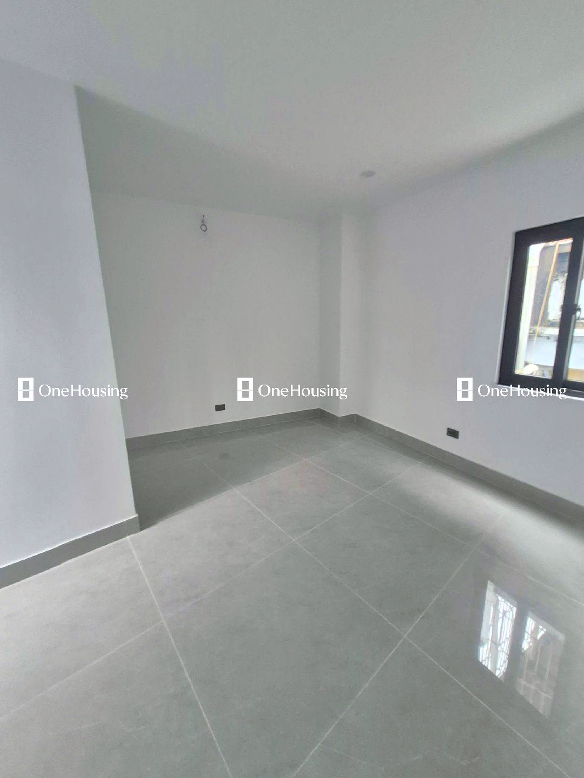 Nhà mặt ngõ cách Hoàng Văn Thái 70m, P. Khương Mai, Q. Thanh Xuân, TP. Hà Nội