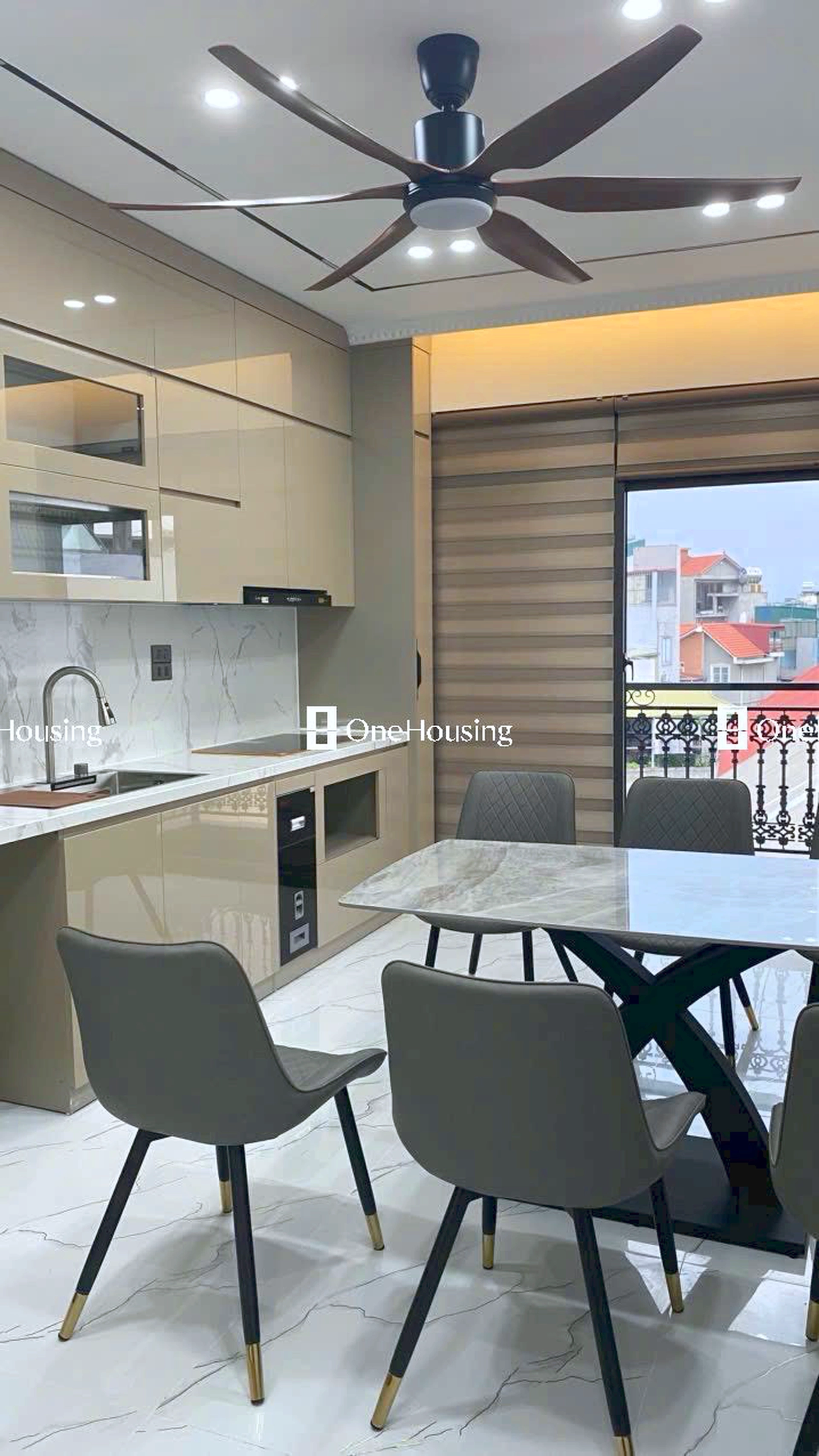 Nhà mặt ngõ cách Nguyễn Văn Cừ 100m, P. Ngọc Lâm, Q. Long Biên, TP. Hà Nội