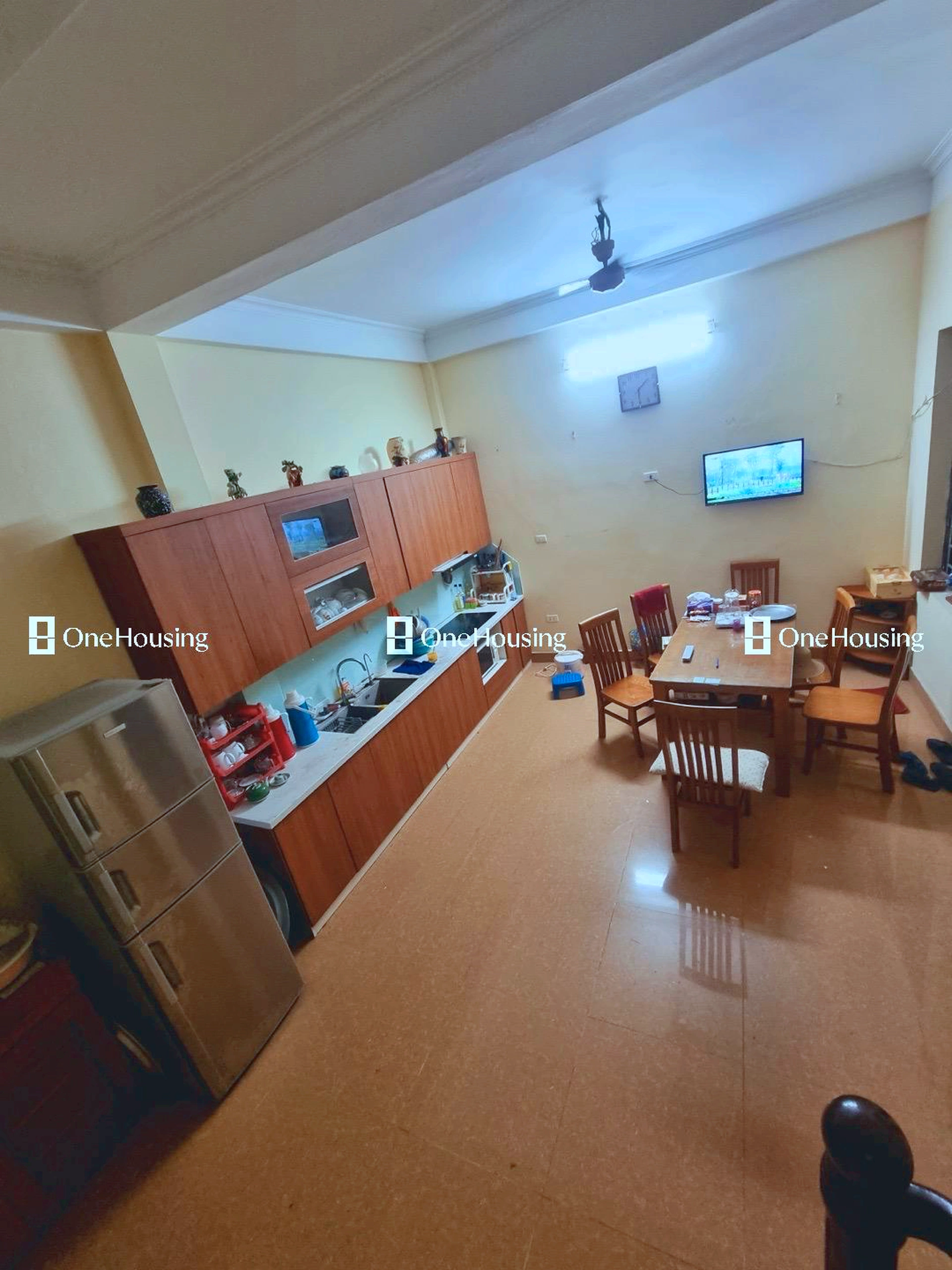 Nhà mặt ngõ cách Cầu Giấy 20m, P. Dịch Vọng, Q. Cầu Giấy, TP. Hà Nội