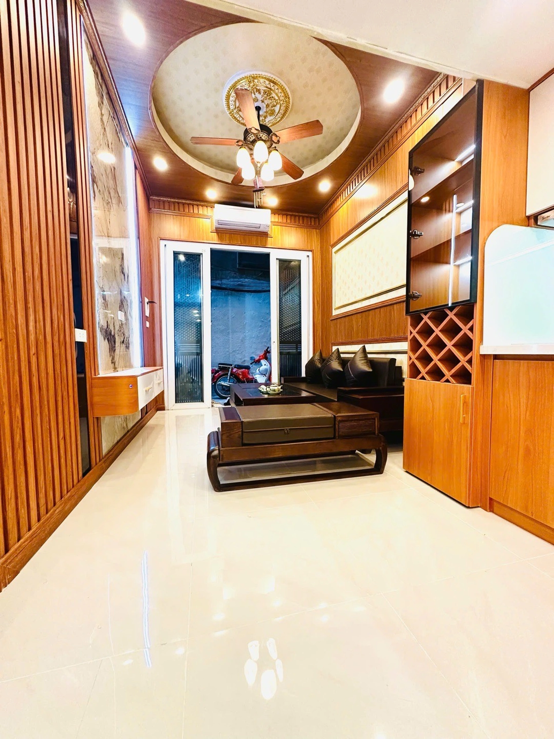 Nhà mặt ngõ cách Tôn Đức Thắng 100m, P. Ô Chợ Dừa, Q. Đống Đa, TP. Hà Nội