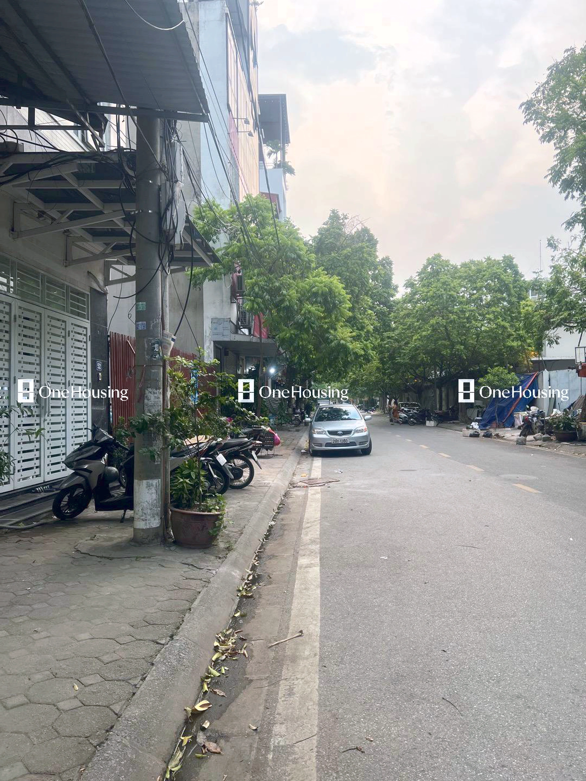 Nhà mặt ngõ cách Ái Mộ 5m, P. Bồ Đề, Q. Long Biên, TP. Hà Nội