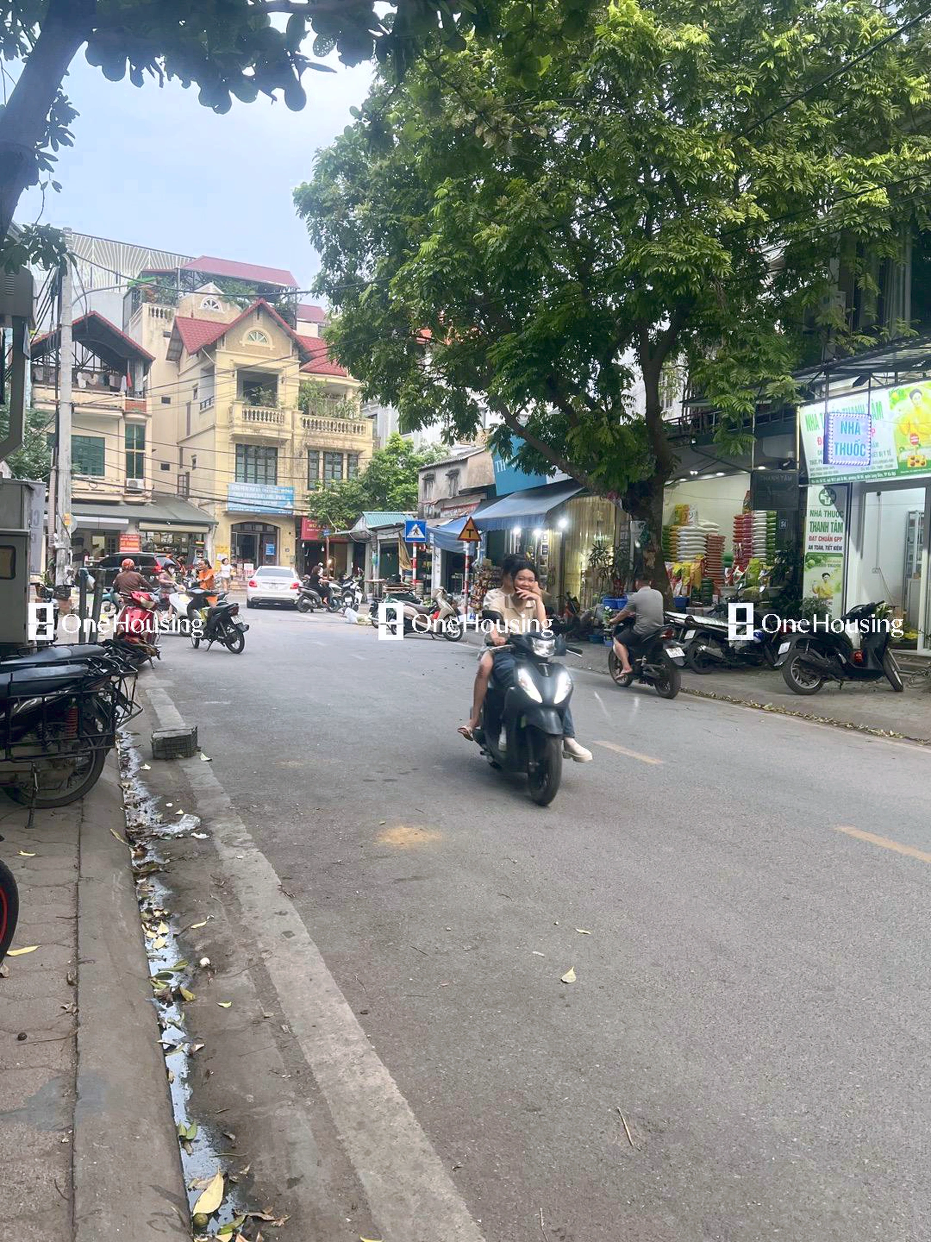 Nhà mặt ngõ cách Ái Mộ 5m, P. Bồ Đề, Q. Long Biên, TP. Hà Nội