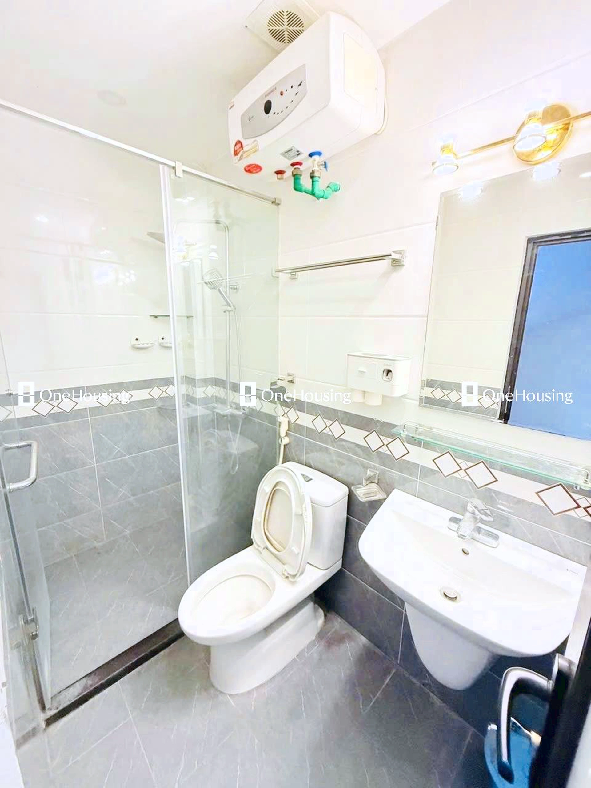 Nhà mặt ngõ cách Dương Quảng Hàm 70m, P. Quan Hoa, Q. Cầu Giấy, TP. Hà Nội