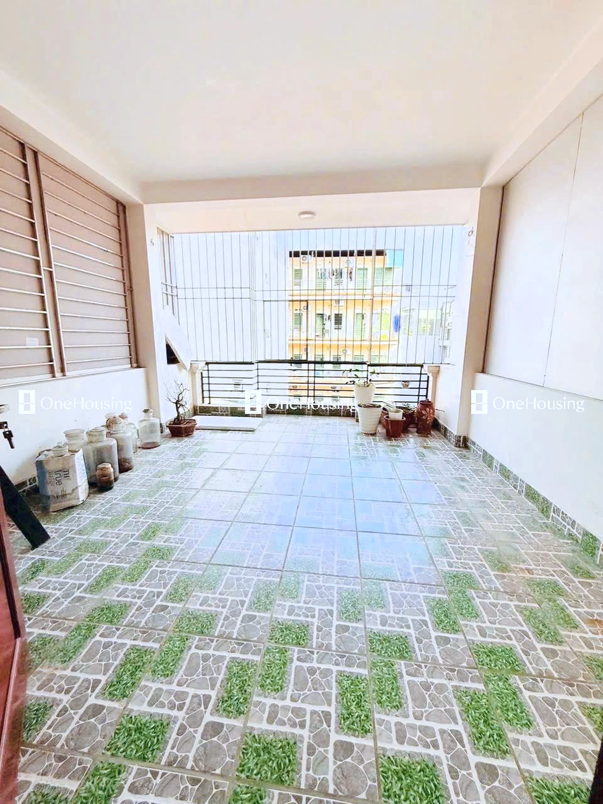 Nhà mặt ngõ cách Dương Quảng Hàm 70m, P. Quan Hoa, Q. Cầu Giấy, TP. Hà Nội