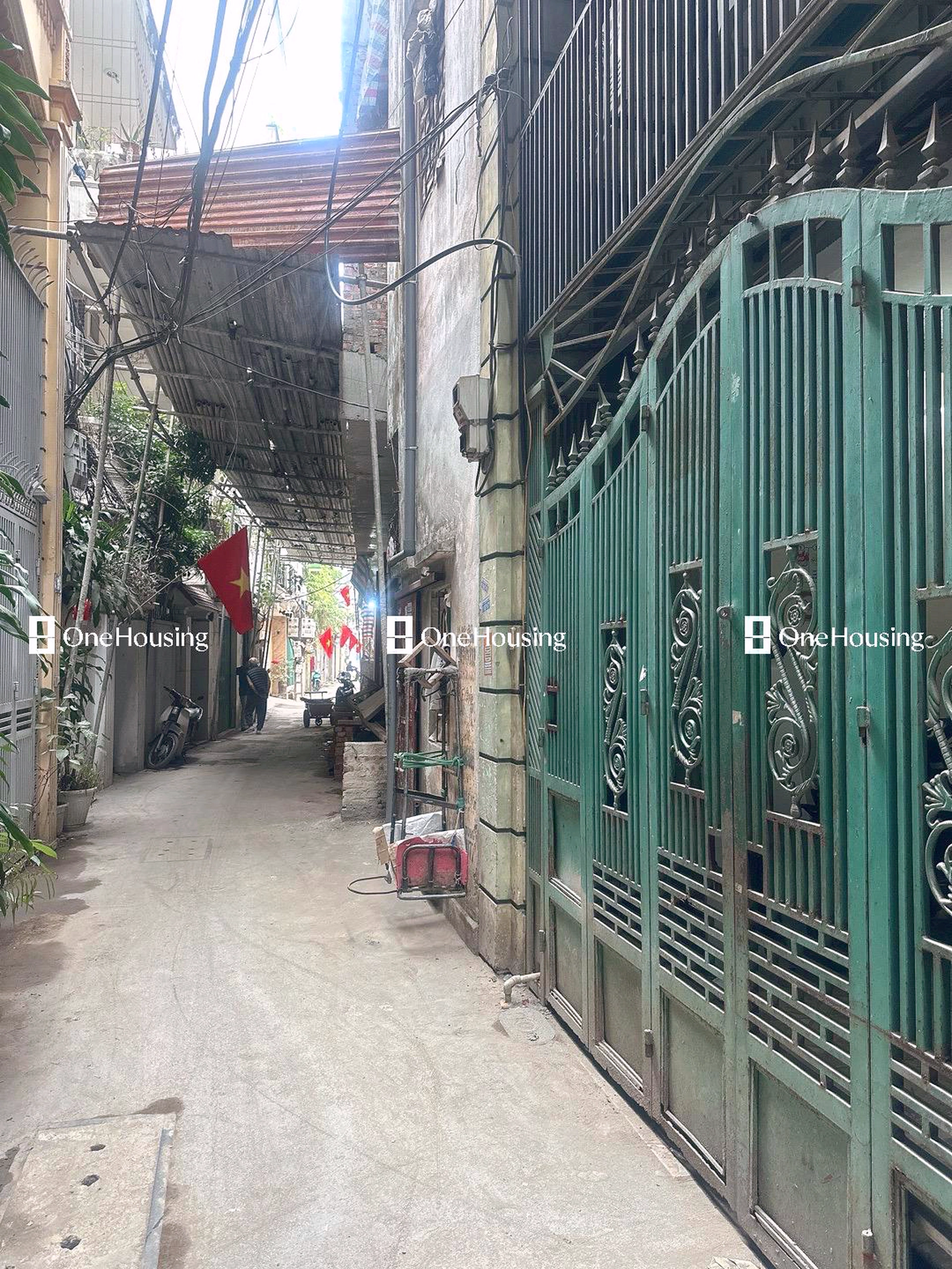 Nhà mặt ngõ cách Nguyễn Phúc Lai 30m, P. Ô Chợ Dừa, Q. Đống Đa, TP. Hà Nội