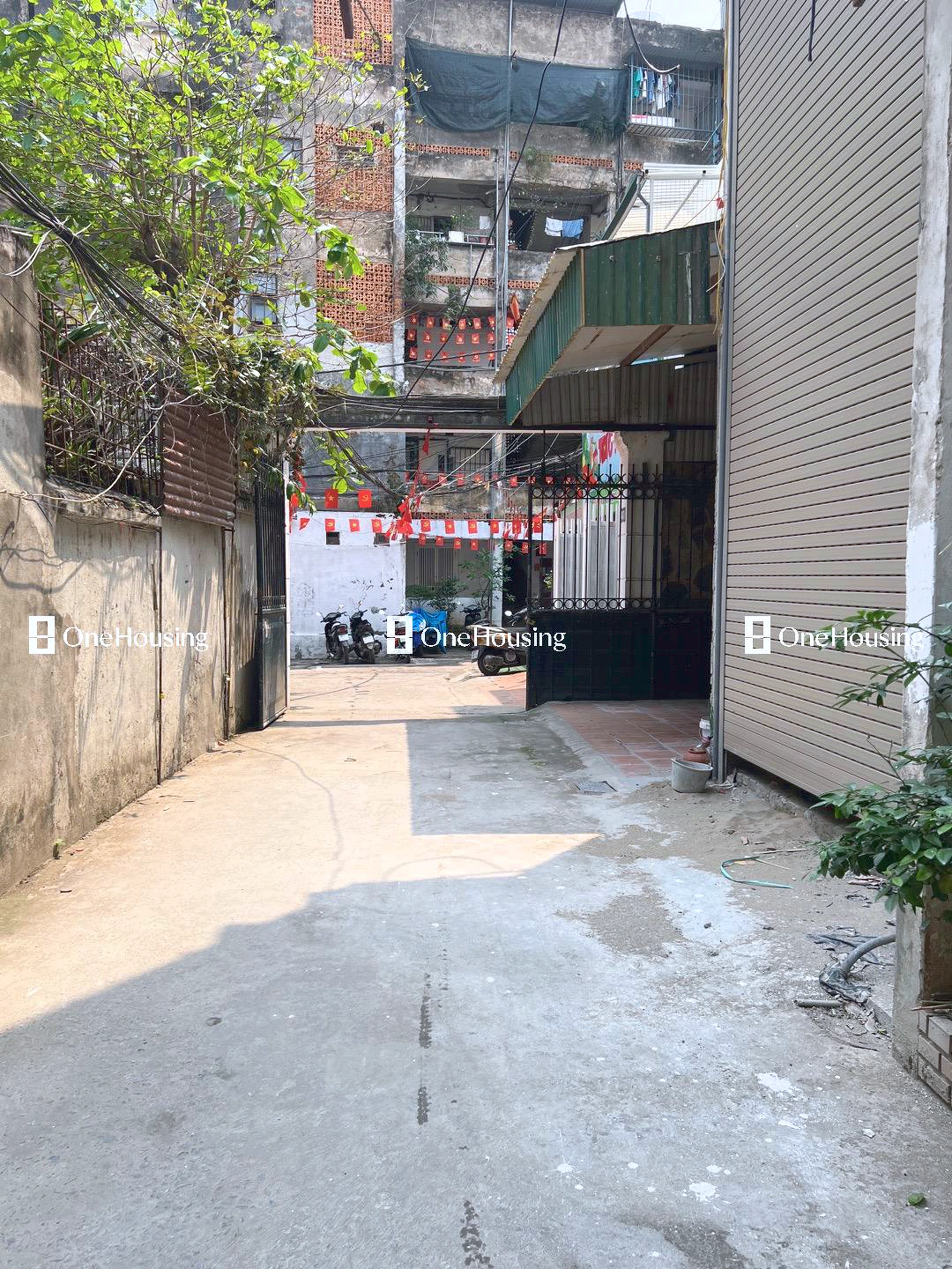 Nhà mặt ngõ cách Nguyễn Chính 20m, P. Tân Mai, Q. Hoàng Mai, TP. Hà Nội