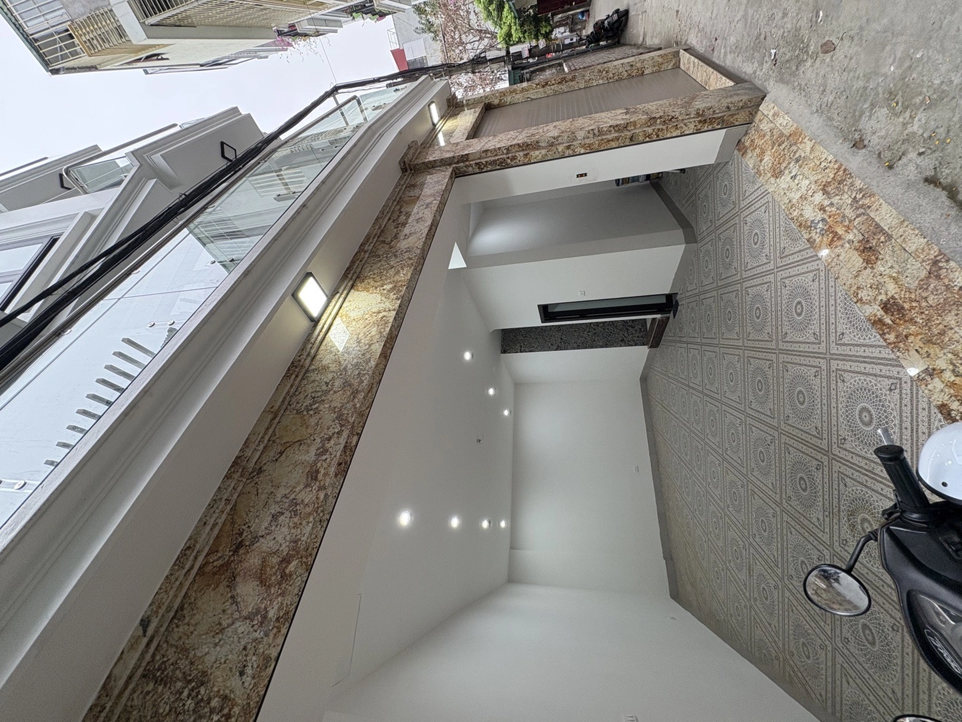 Nhà mặt ngõ cách Trường Lâm 70m, P. Đức Giang, Q. Long Biên, TP. Hà Nội